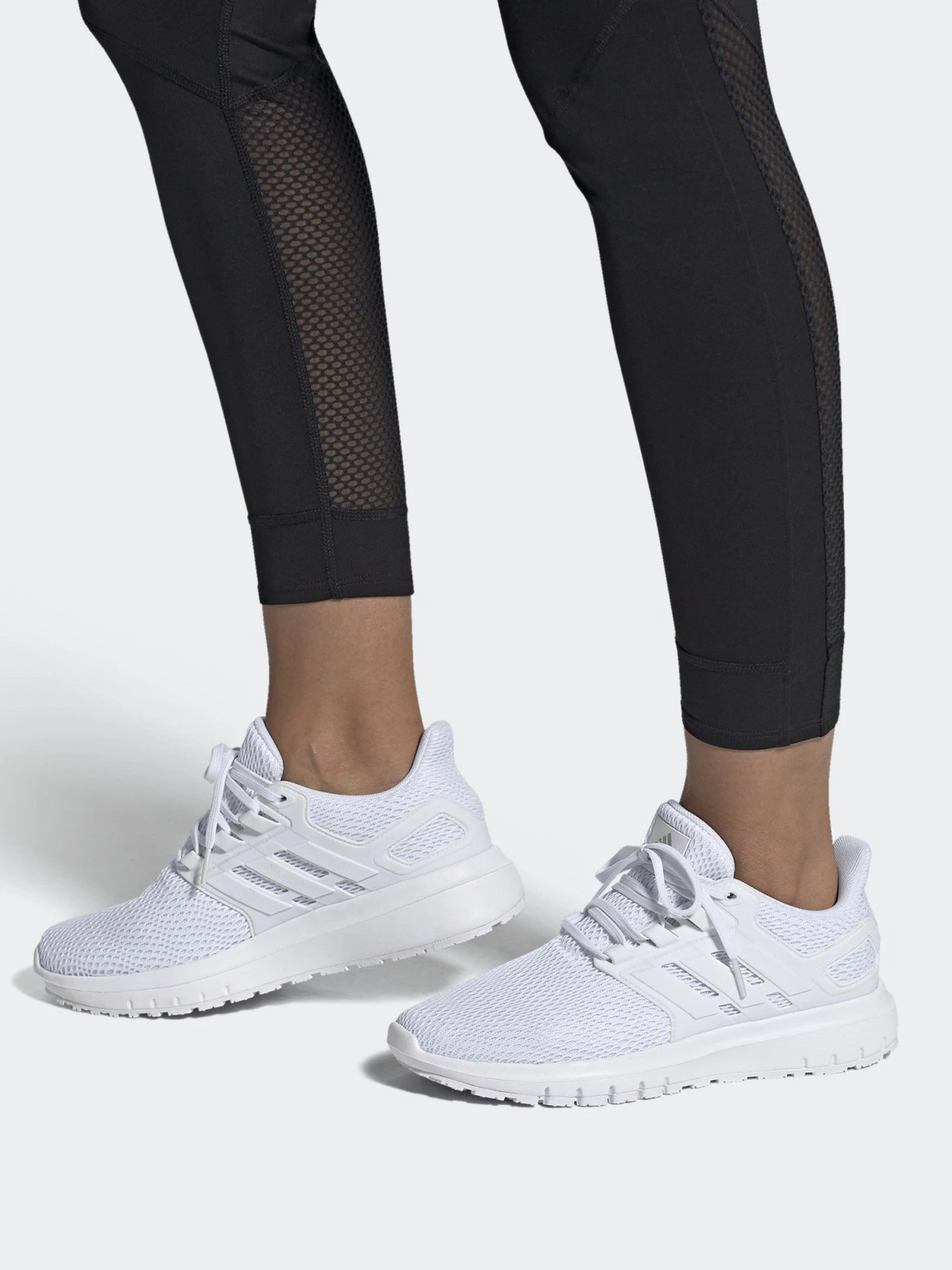 Кроссовки Adidas ULTIMASHOW модель FX3637 Фото
