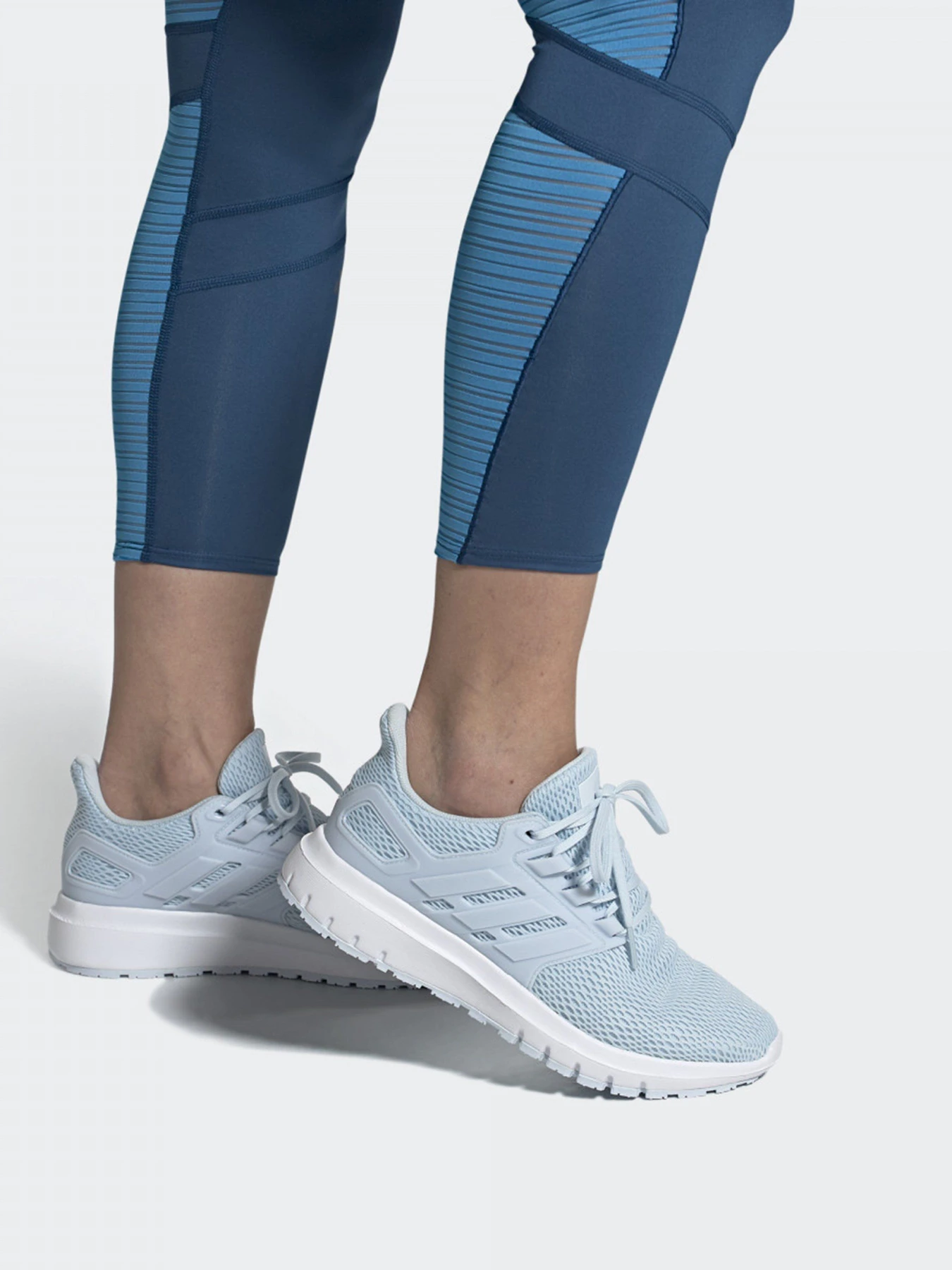 Кроссовки Adidas ULTIMASHOW модель FX3640 Фото