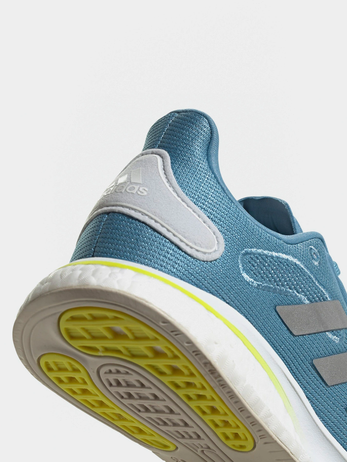 Кросівки Adidas Supernova модель FX6704 Кросівки Adidas Supernova модель FX6704 Фото