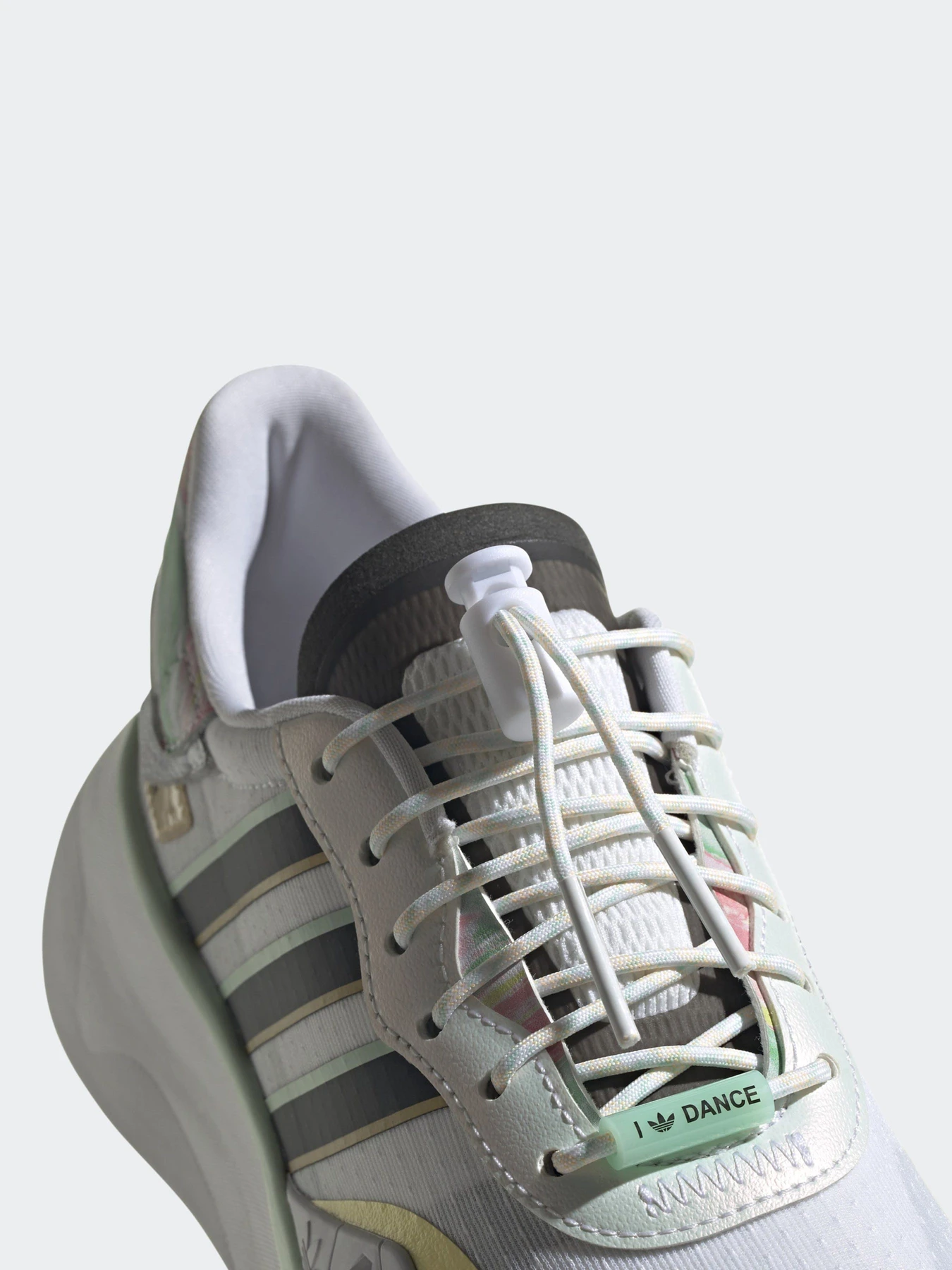 Кроссовки Adidas Choigo модель FY6731 Фото
