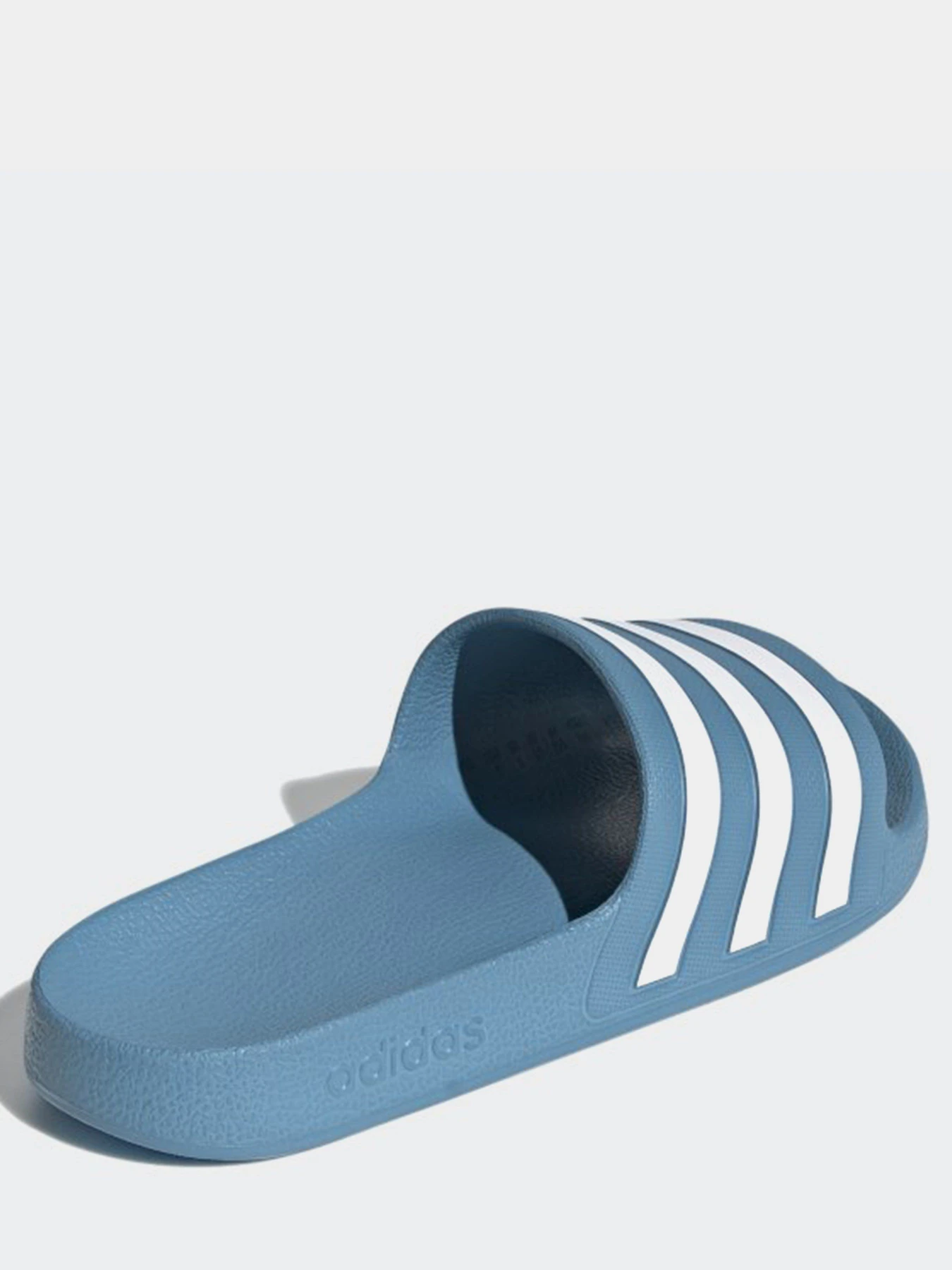 Шлёпанцы Adidas ADILETTE AQUA модель FY8100 Шлёпанцы Adidas ADILETTE AQUA модель FY8100 Фото