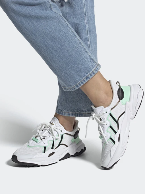 Кроссовки Adidas OZWEEGO модель FZ3779 Фото