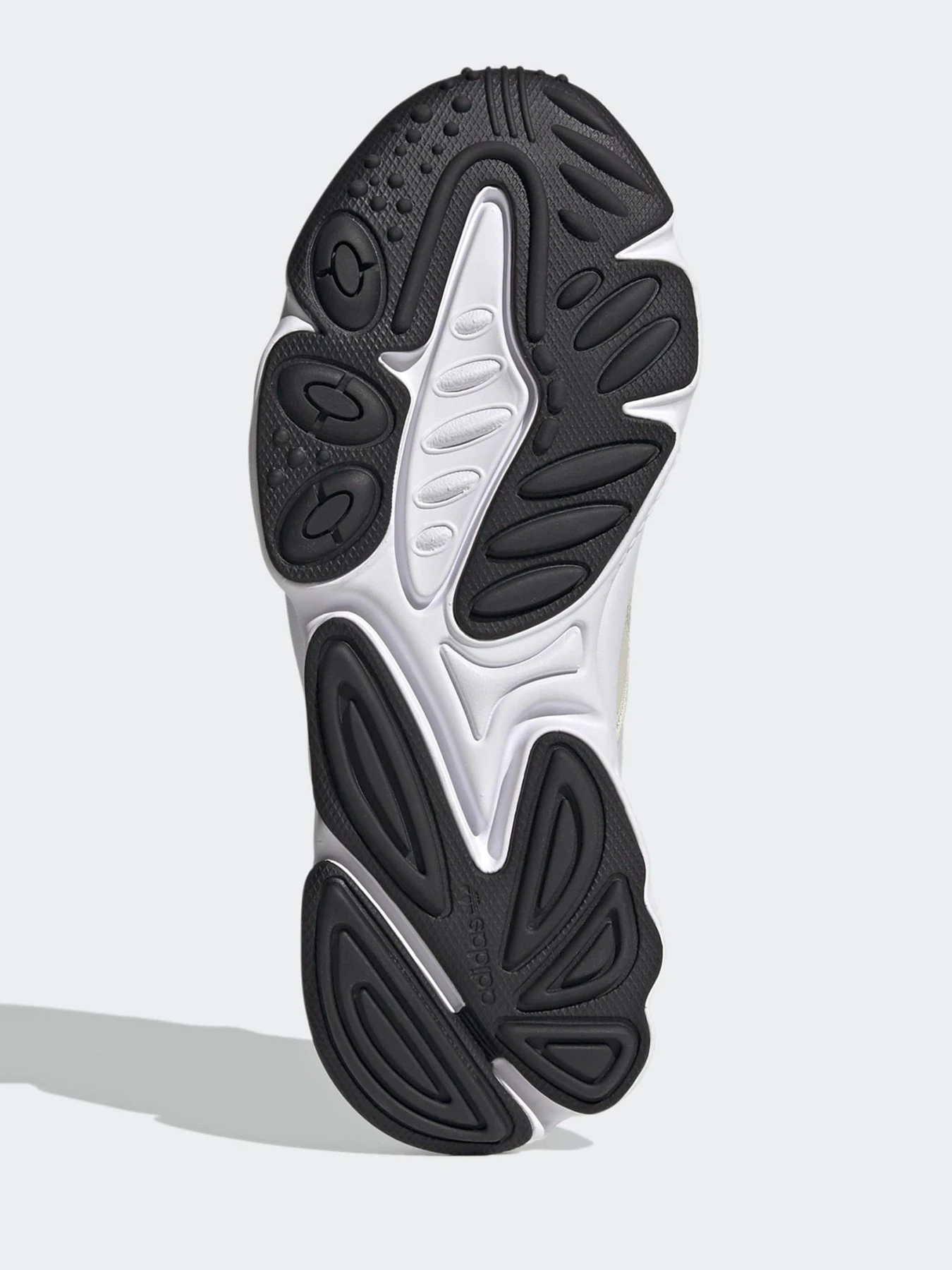 Кроссовки Adidas OZWEEGO PLUS W модель G55589 Фото