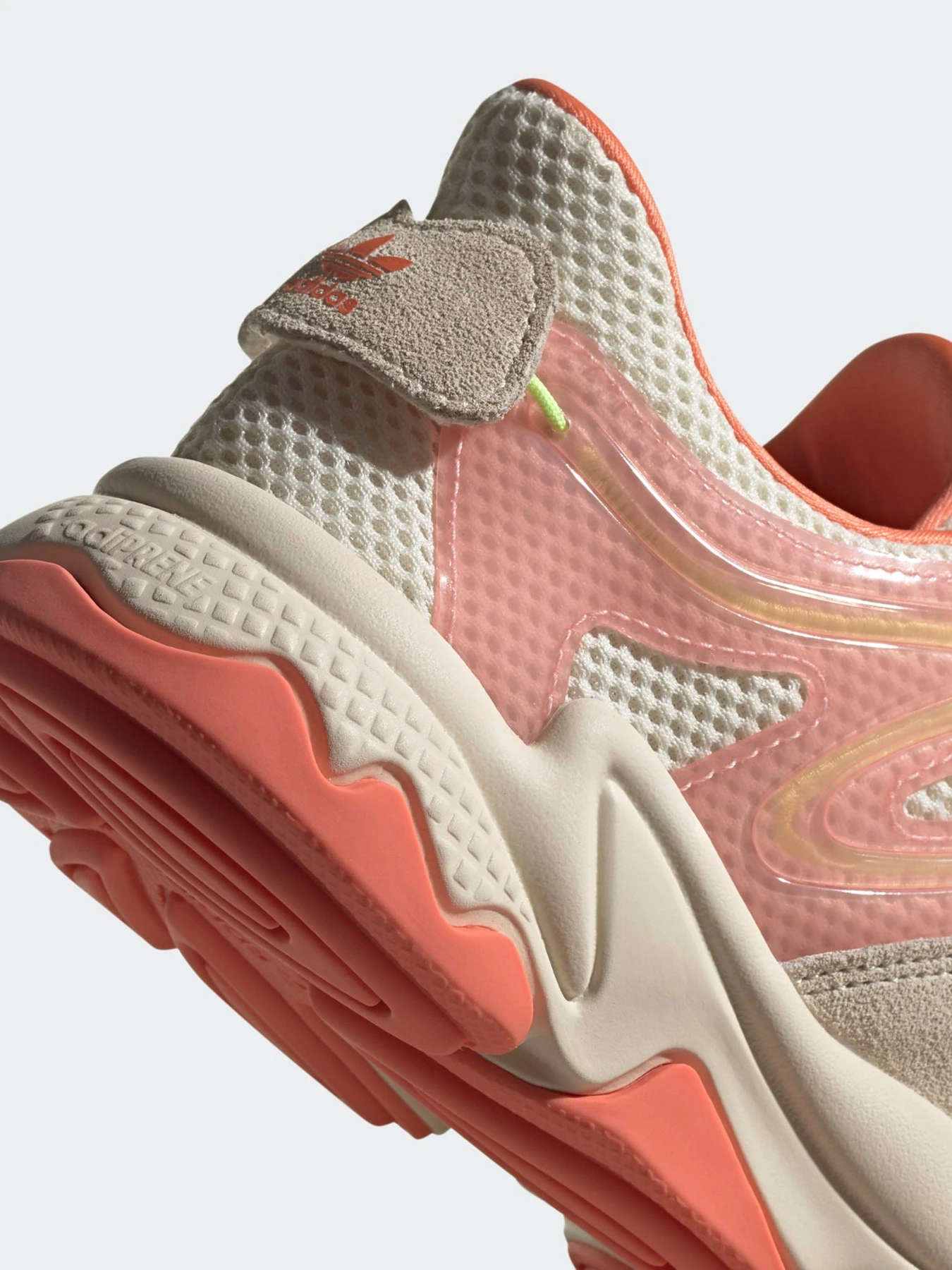 Кроссовки Adidas OZWEEGO PLUS модель H01568 Фото