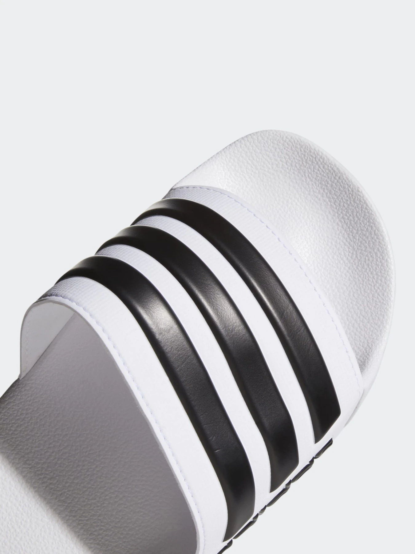 Шлёпанцы Adidas ADILETTE SHOWER модель AQ1702 Фото