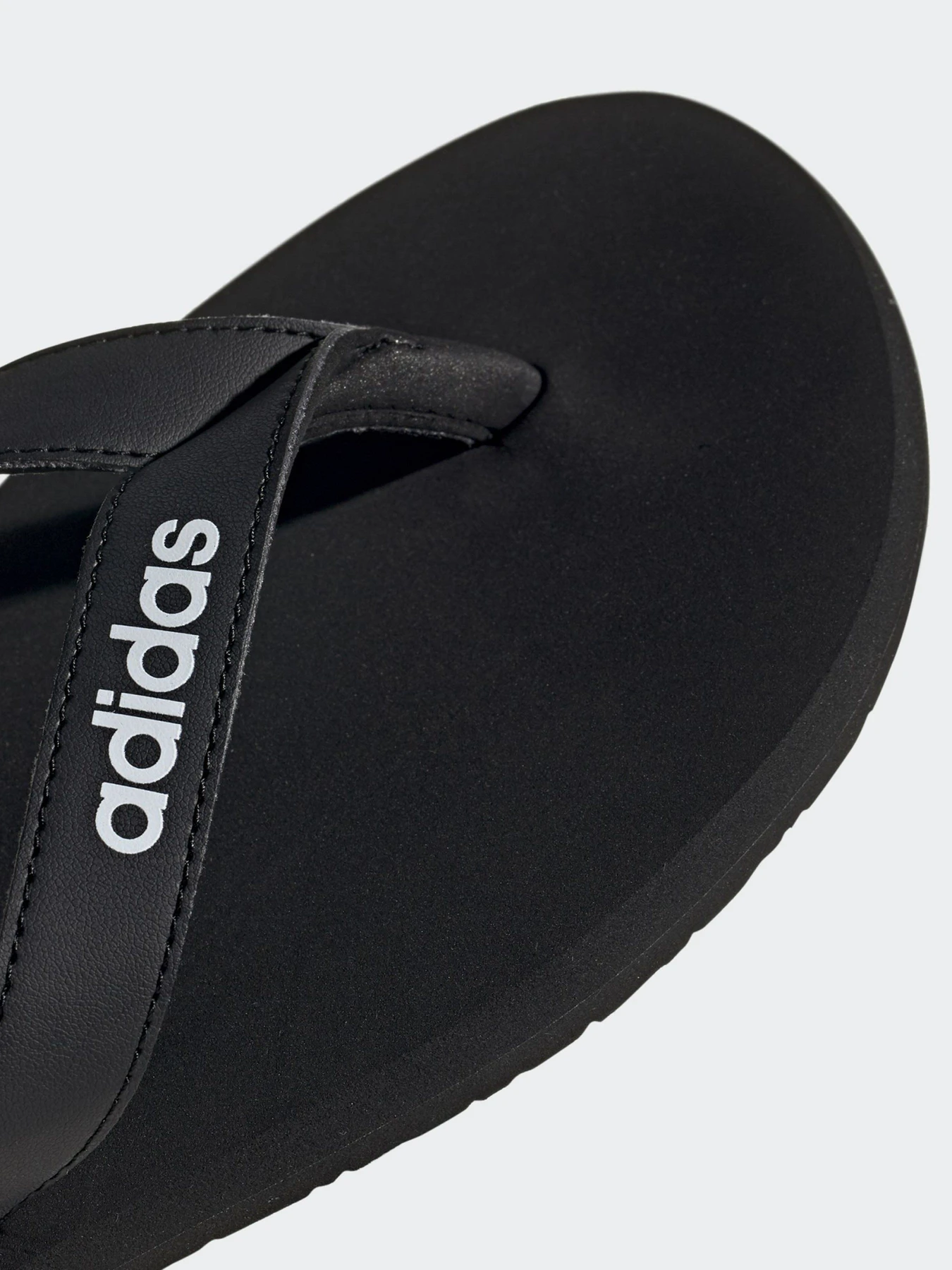 Шлёпанцы Adidas Eezay Sportswear модель EG2042 Шлёпанцы Adidas Eezay Sportswear модель EG2042 Фото