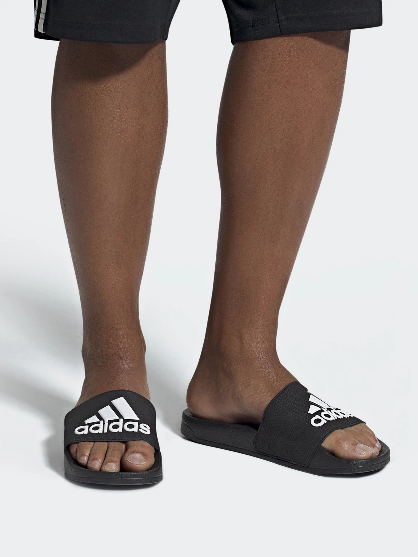 Шлёпанцы Adidas Adilette Sportswear модель F34770 Шлёпанцы Adidas Adilette Sportswear модель F34770 Фото