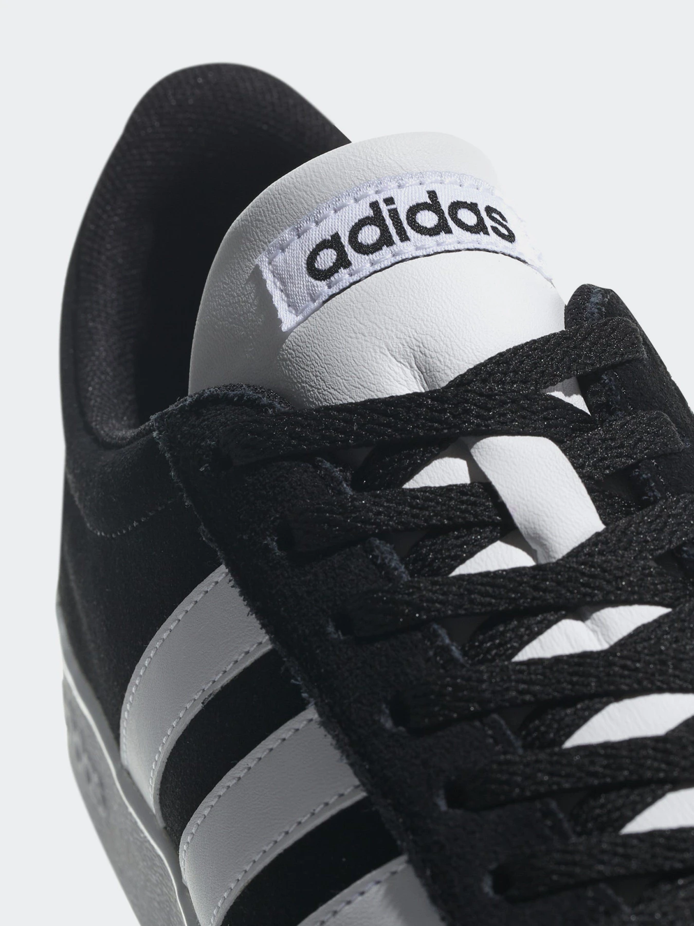 Кеды Adidas VL Court 2.0 Performance модель DA9853 Кеды Adidas VL Court 2.0 Performance модель DA9853 Фото