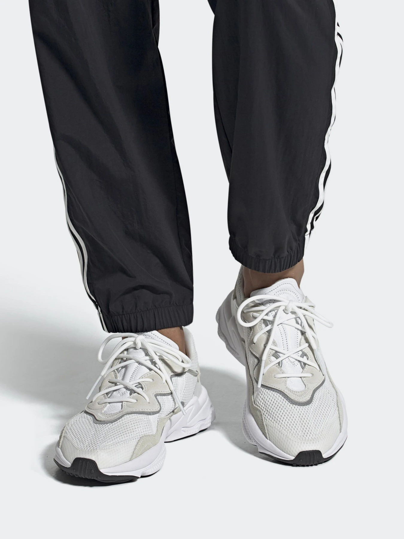 Кроссовки Adidas Ozweego модель EE6464 Кроссовки Adidas Ozweego модель EE6464 Фото