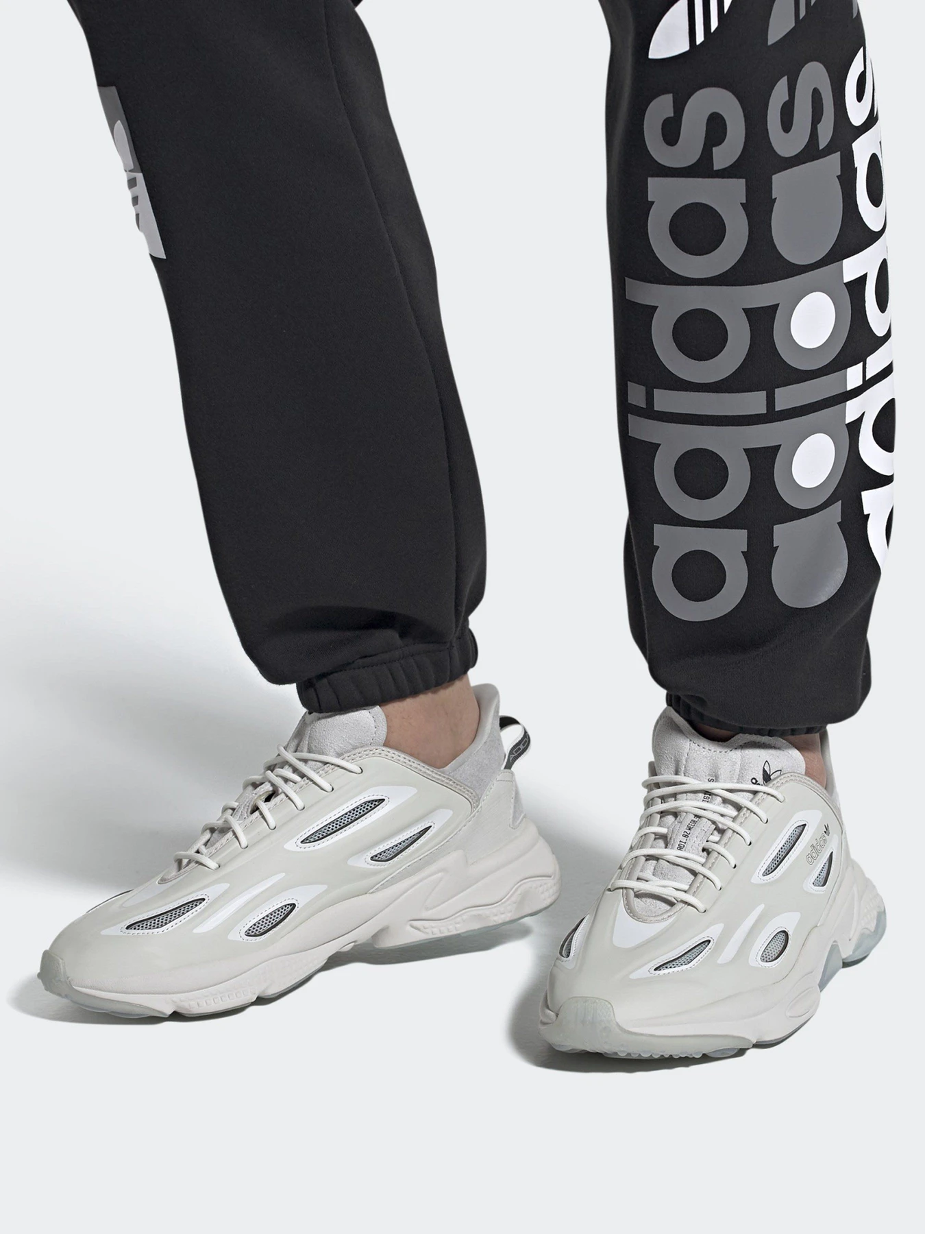 Кроссовки Adidas Ozweego Celox модель G57954 Кроссовки Adidas Ozweego Celox модель G57954 Фото