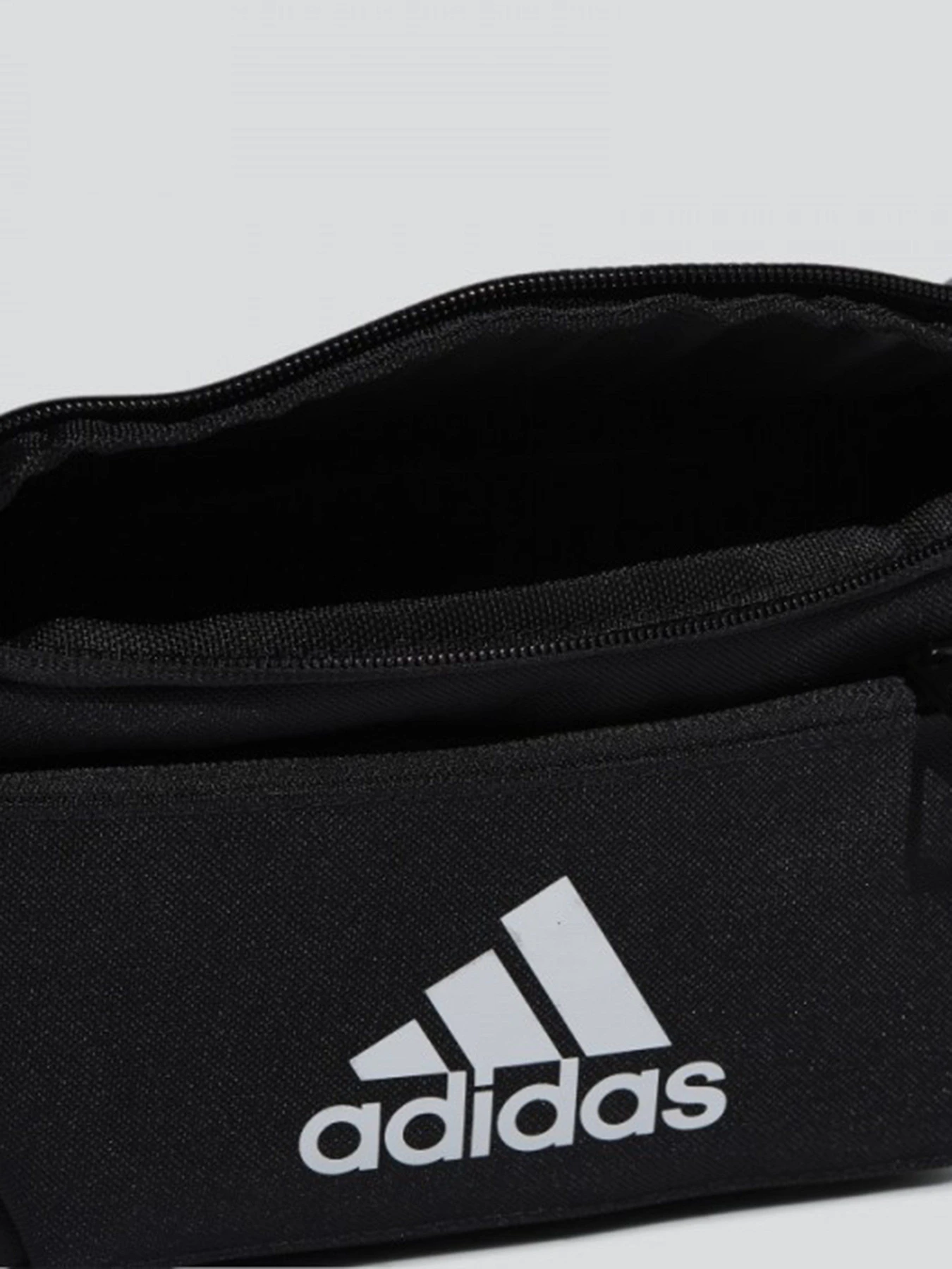 Сумки Adidas модель FN0890 Сумки Adidas модель FN0890 Фото