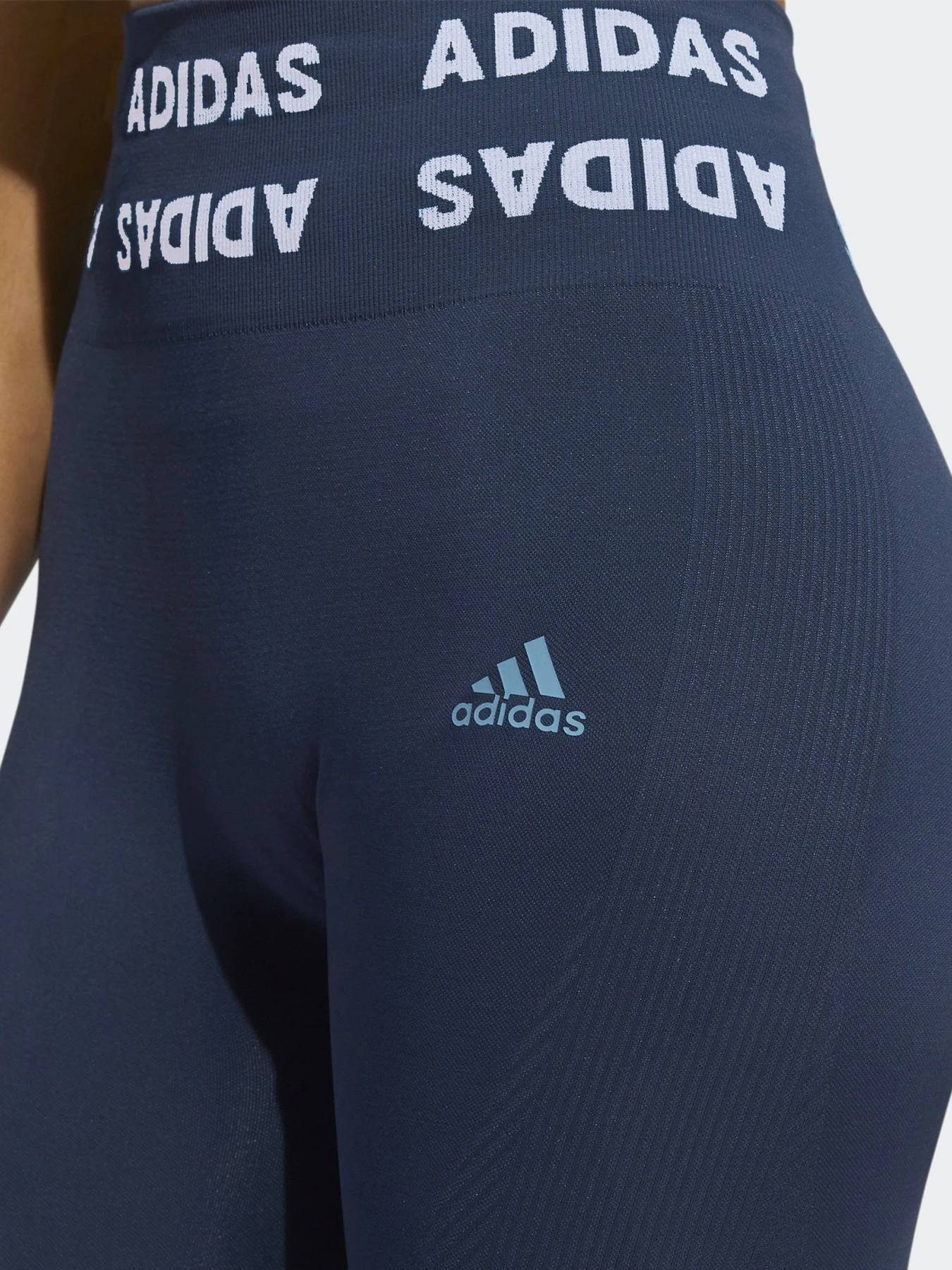Брюки Adidas TRAINING AEROKNIT 7/8 модель GM5155 Брюки Adidas TRAINING AEROKNIT 7/8 модель GM5155 Фото