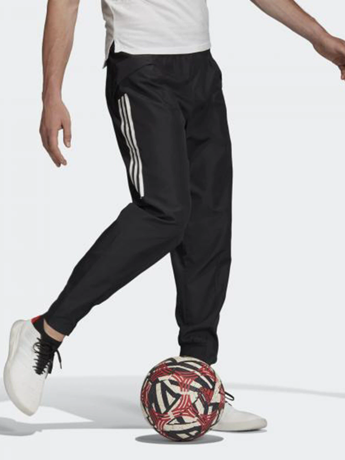 Брюки Adidas CONDIVO 20 модель EA2491 Брюки Adidas CONDIVO 20 модель EA2491 Фото