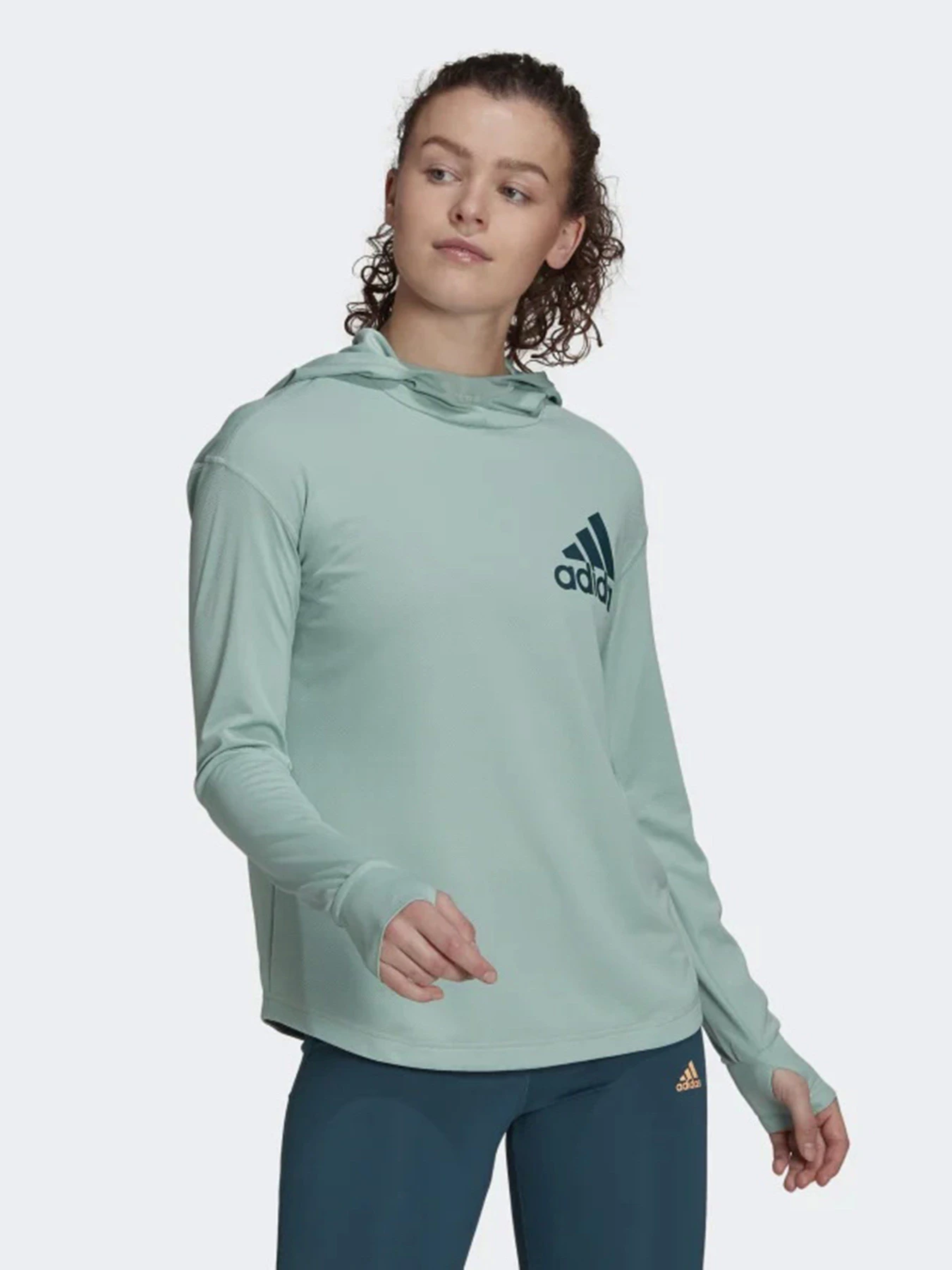 Свитры и кардиганы Adidas AEROREADY LIGHTWEIGHT HOODED модель GL3952 Свитры и кардиганы Adidas AEROREADY LIGHTWEIGHT HOODED модель GL3952 Фото