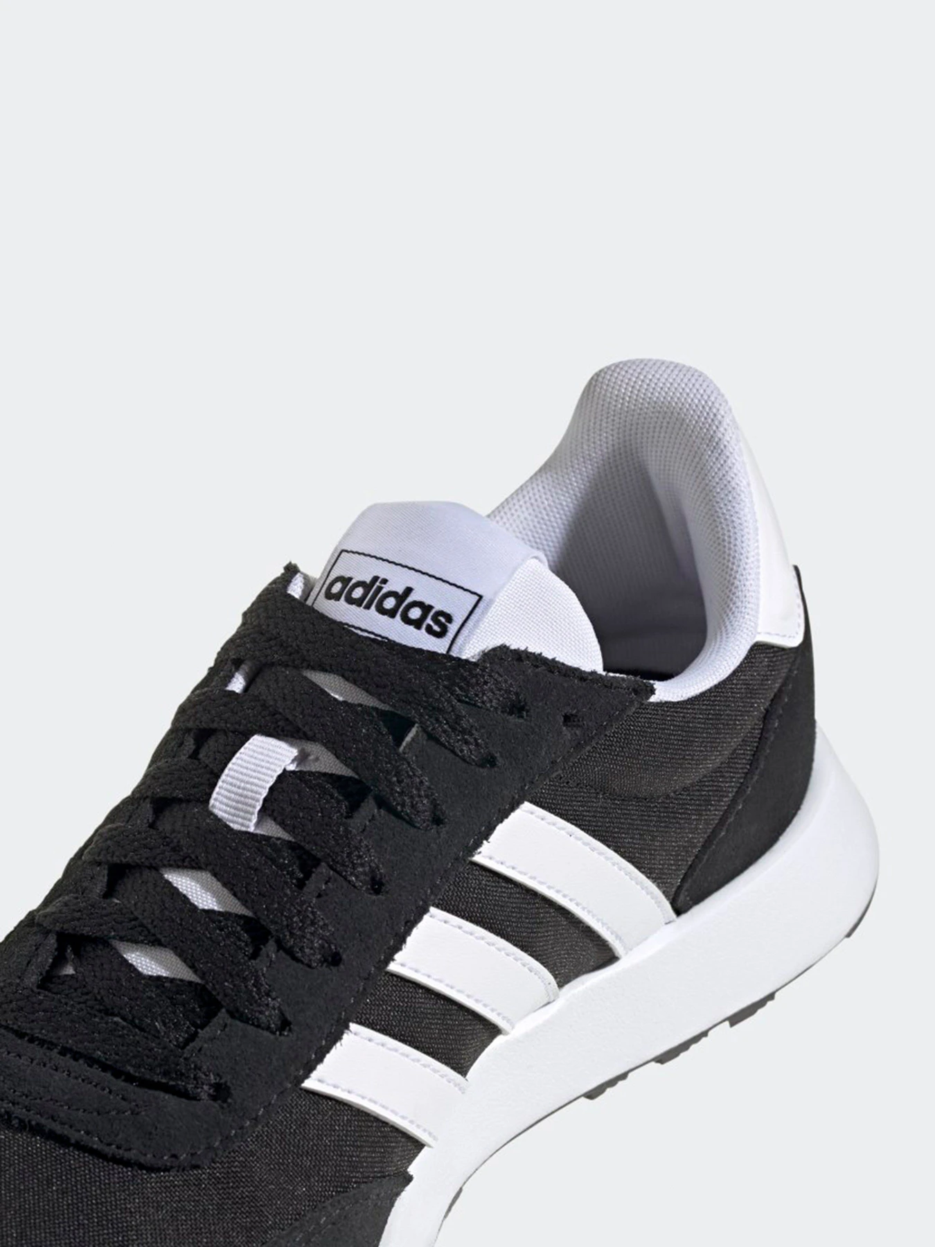 Кроссовки Adidas RUN 60S 2.0 модель FZ0958 Кроссовки Adidas RUN 60S 2.0 модель FZ0958 Фото