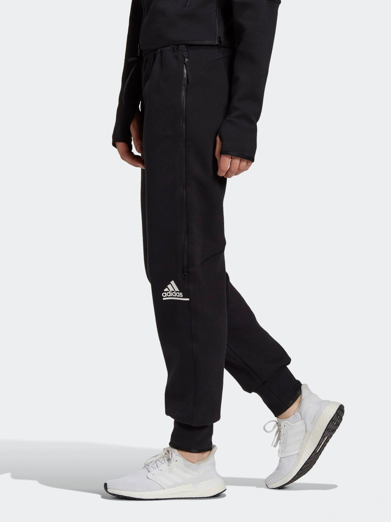 Брюки Adidas Z.N.E. модель GM3282 Брюки Adidas Z.N.E. модель GM3282 Фото