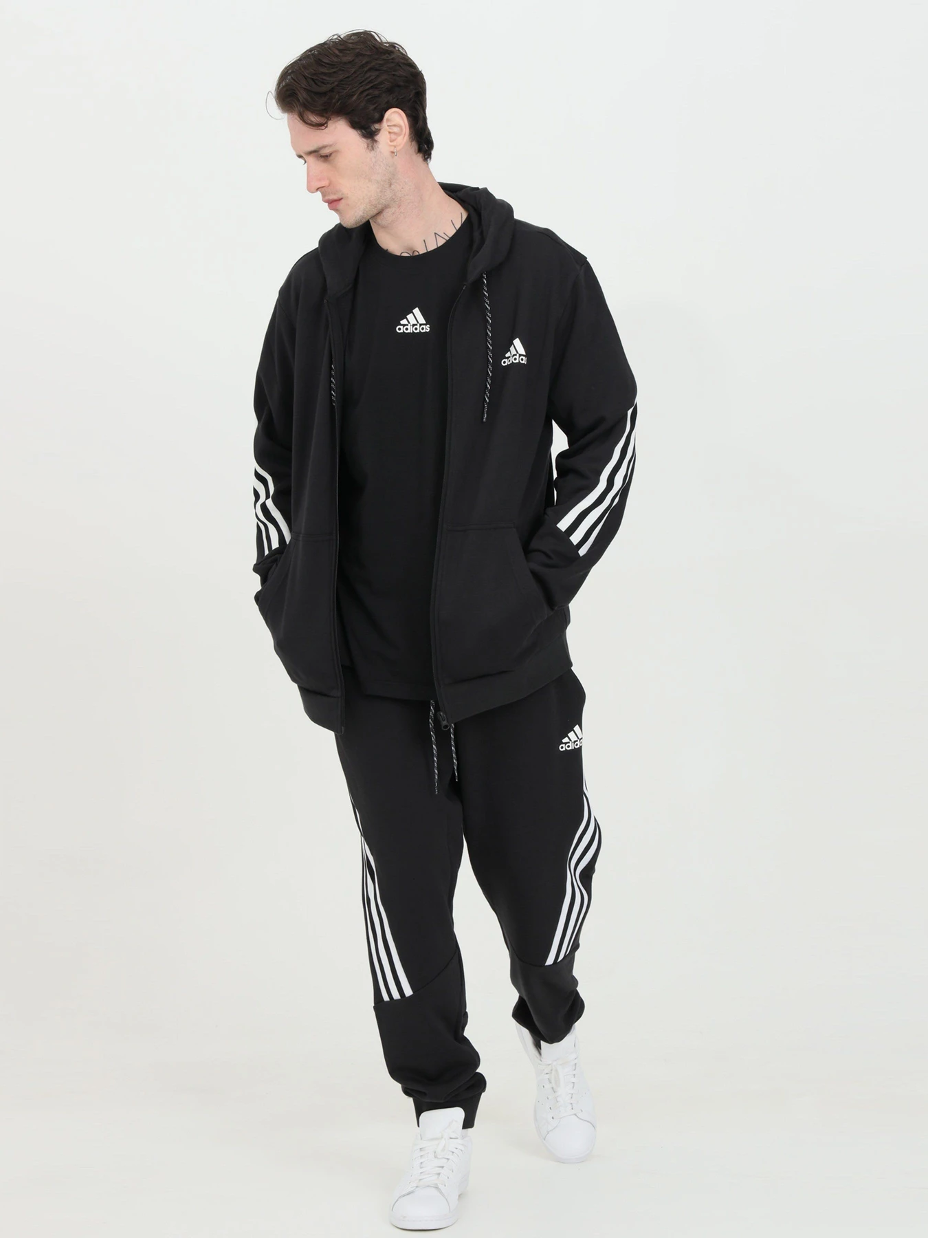 Брюки Adidas SPORTSWEAR 3-STRIPES TAPE модель GM3833 Фото