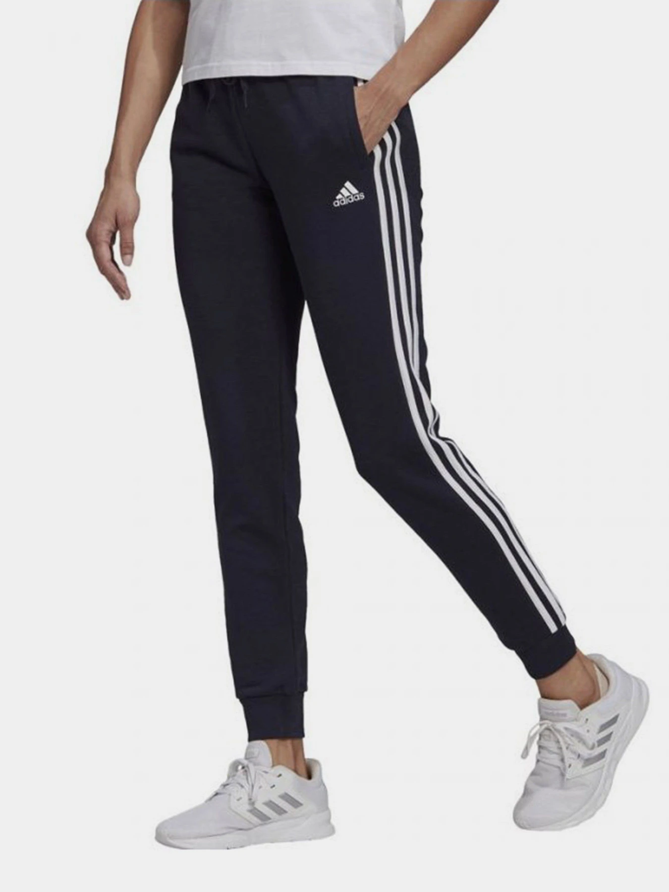 Брюки Adidas Essentials 3-Stripes модель GM8736 Брюки Adidas Essentials 3-Stripes модель GM8736 Фото