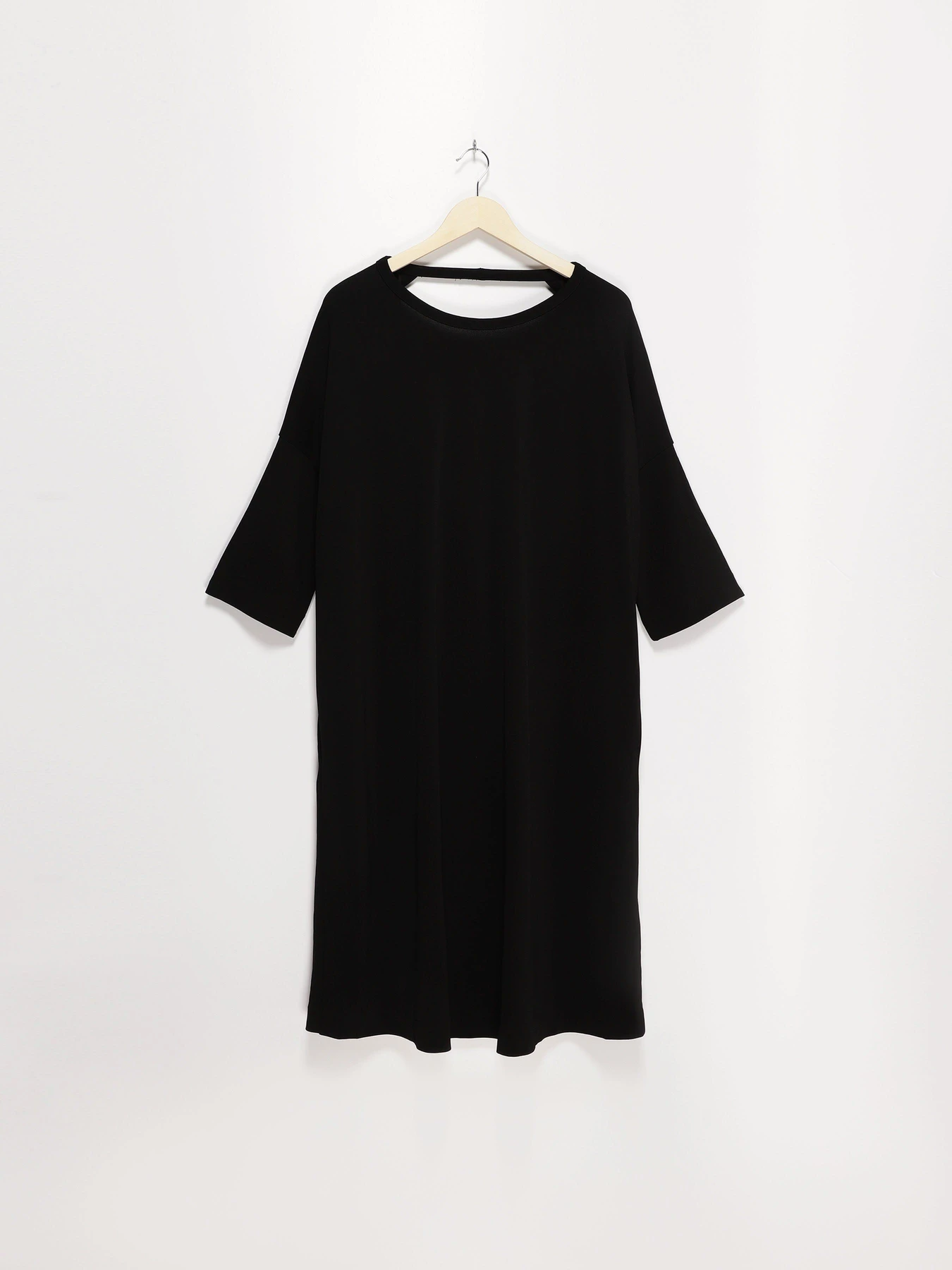 Сукні COS модель 0401566_чорний Сукні COS модель 0401566_чорний Фото