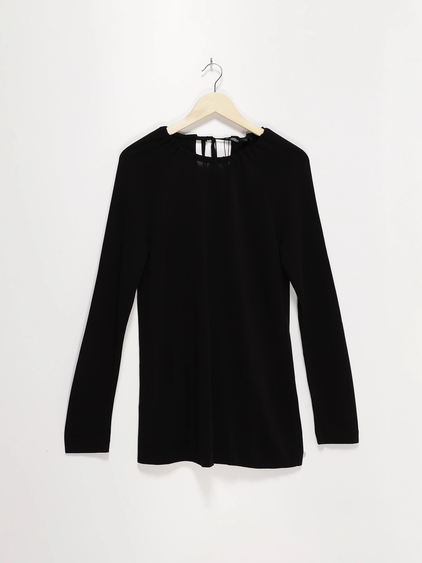 Рубашки COS модель 0436669_чорний Рубашки COS модель 0436669_чорний Фото