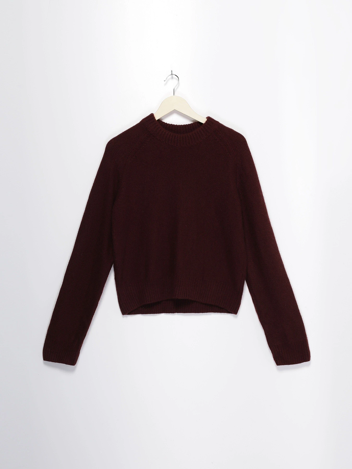 Светри та кардигани COS модель 0580646_бордовий Светри та кардигани COS модель 0580646_бордовий Фото