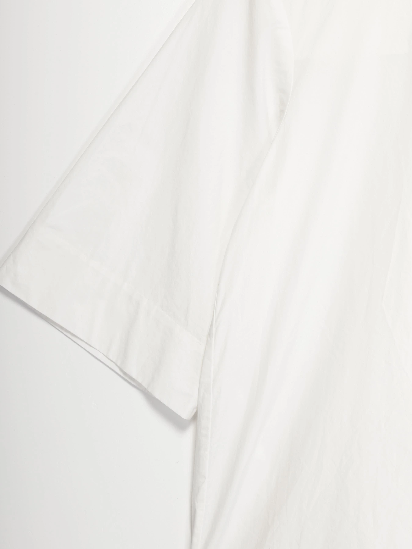 Сорочки COS модель 0784462_білий Сорочки COS модель 0784462_білий Фото