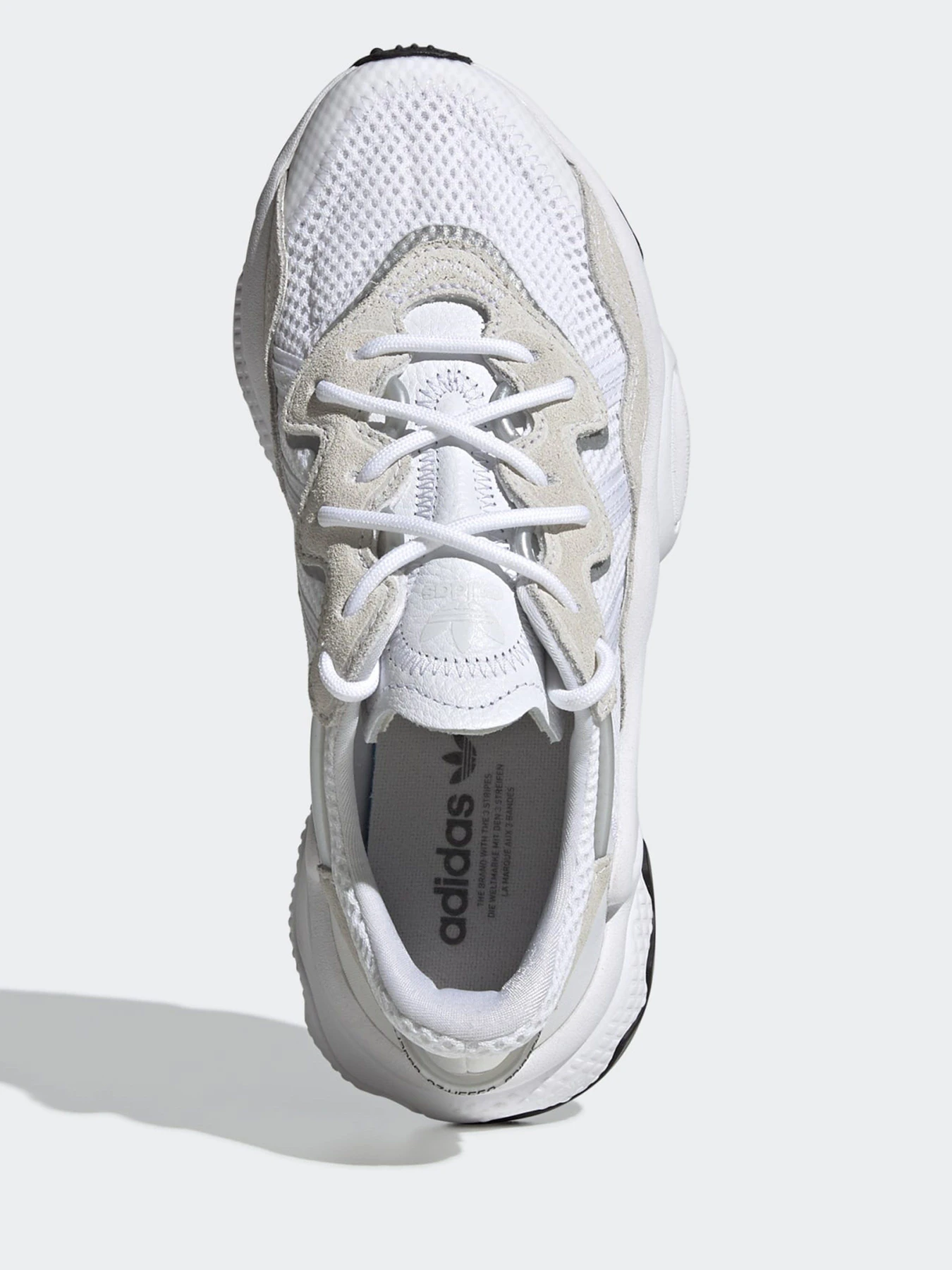 Кроссовки Adidas OZWEEGO модель EE7773 Кроссовки Adidas OZWEEGO модель EE7773 Фото