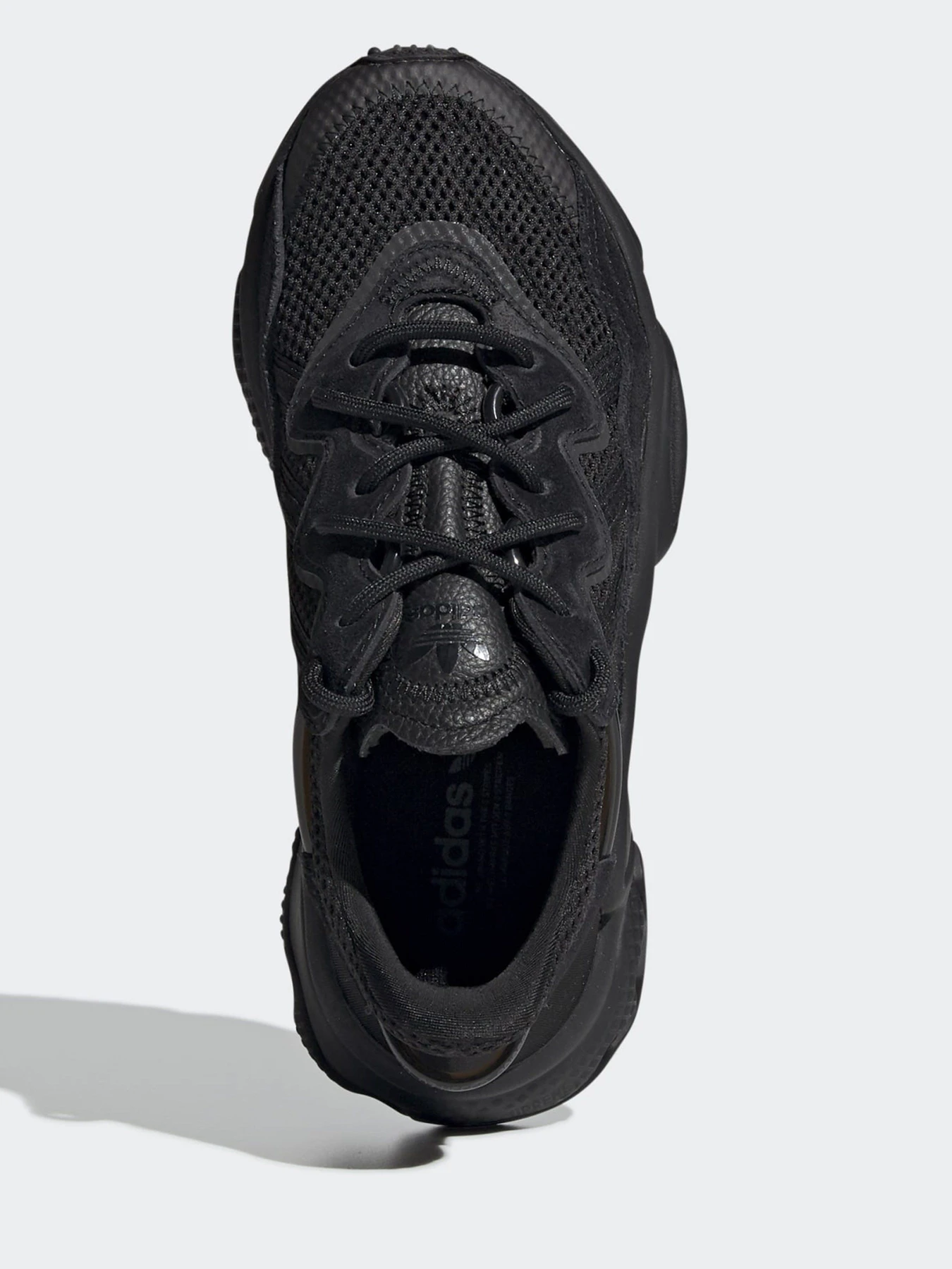 Кроссовки Adidas OZWEEGO модель EE7775 Кроссовки Adidas OZWEEGO модель EE7775 Фото