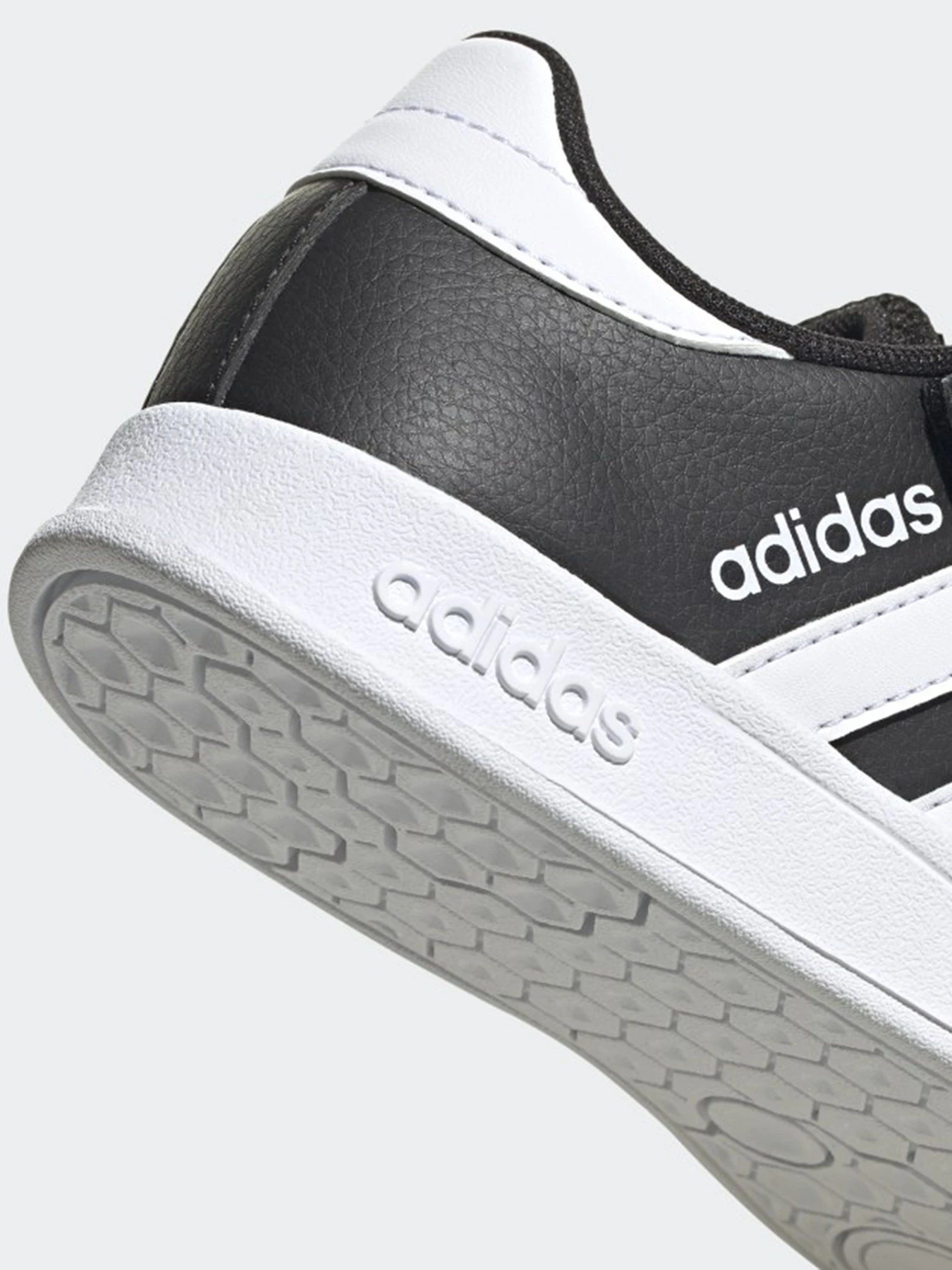 Кросівки Adidas Breaknet Sportswear модель FZ0105 Фото