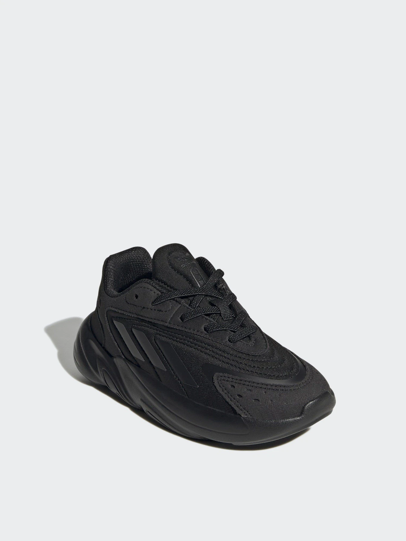 Кроссовки Adidas Ozelia модель H04742 Кроссовки Adidas Ozelia модель H04742 Фото