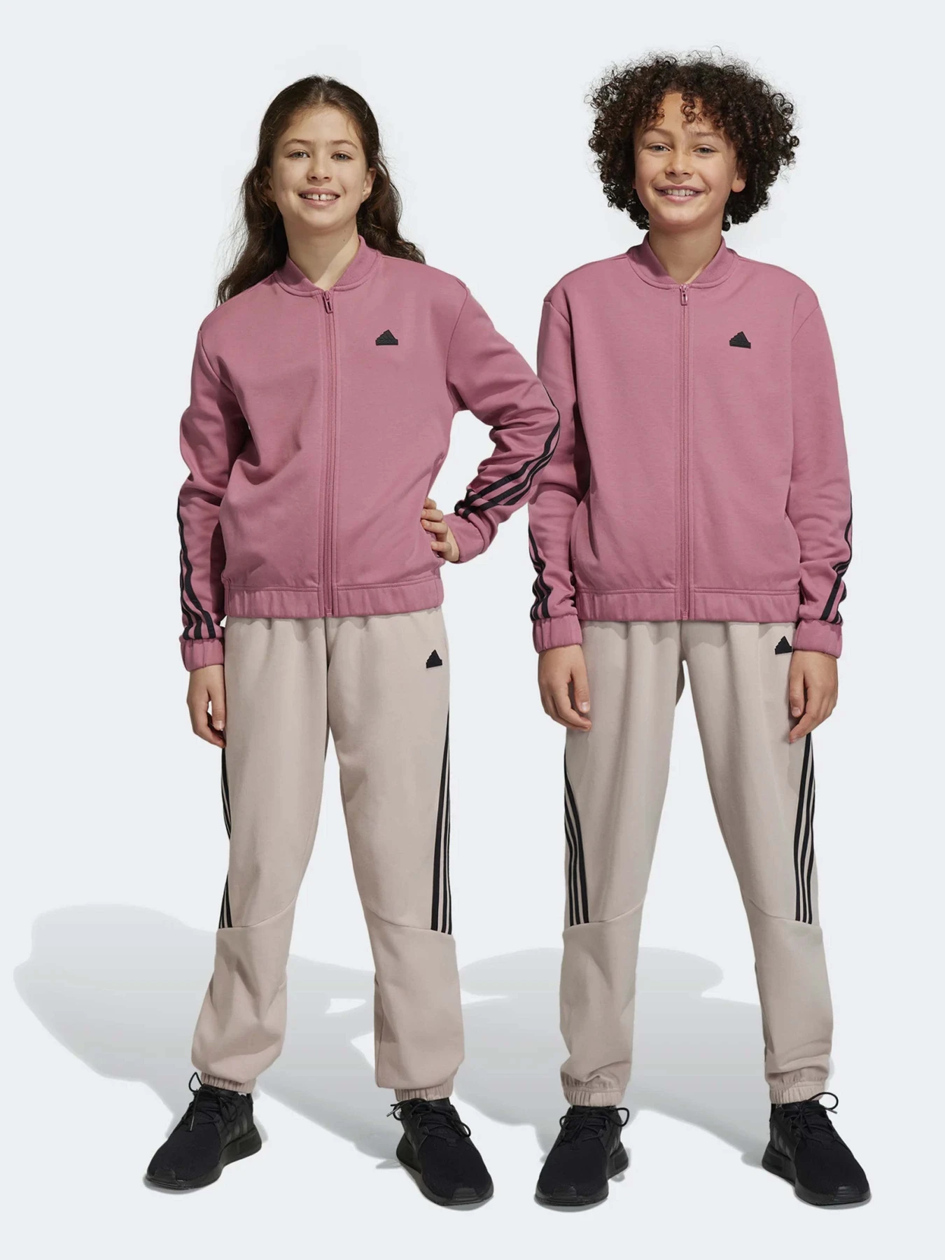 Костюмы Adidas U FI 3S модель HR6291 Костюмы Adidas U FI 3S модель HR6291 Фото