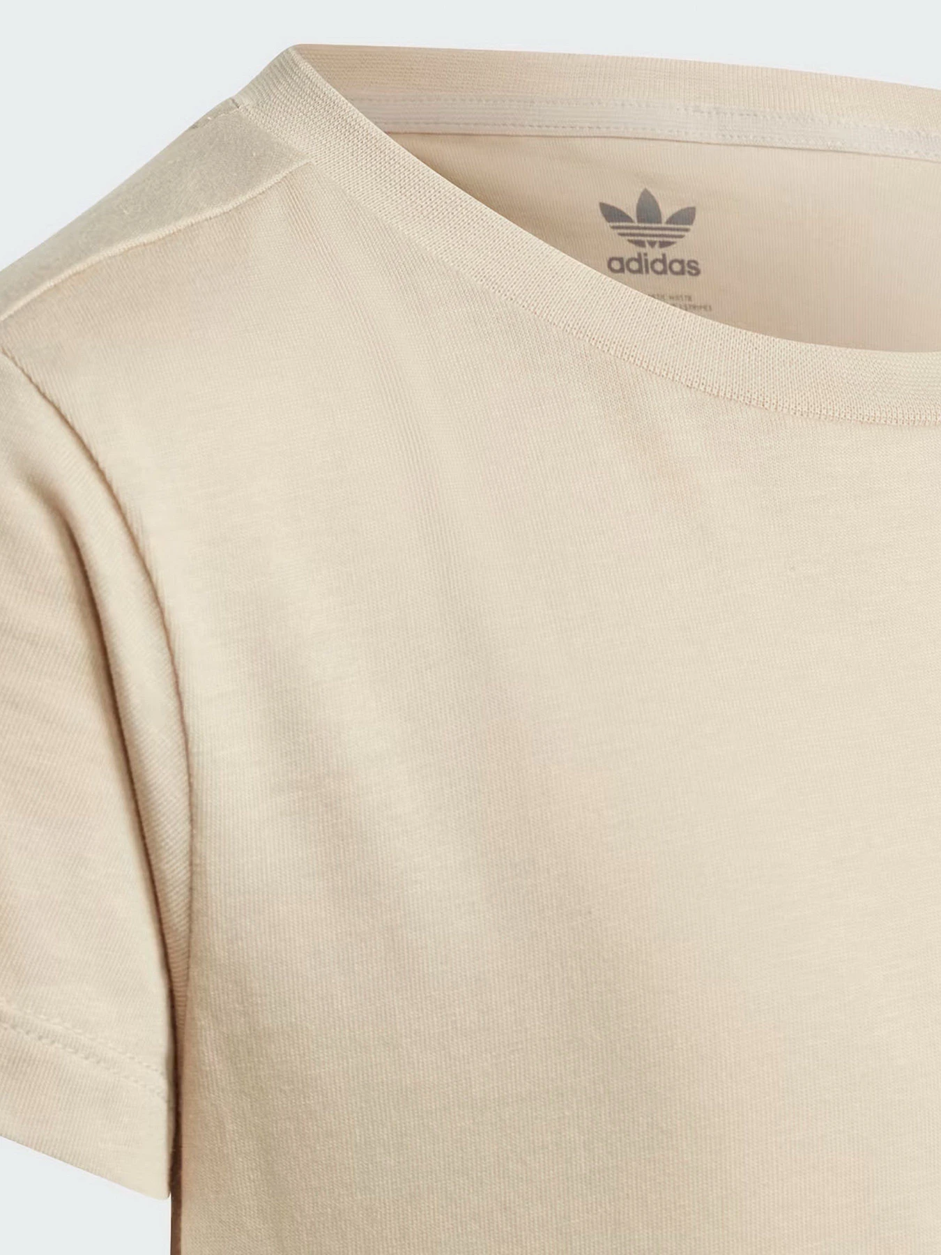 Футболки и поло Adidas ADICOLOR ORIGINALS модель IJ7210 Футболки и поло Adidas ADICOLOR ORIGINALS модель IJ7210 Фото