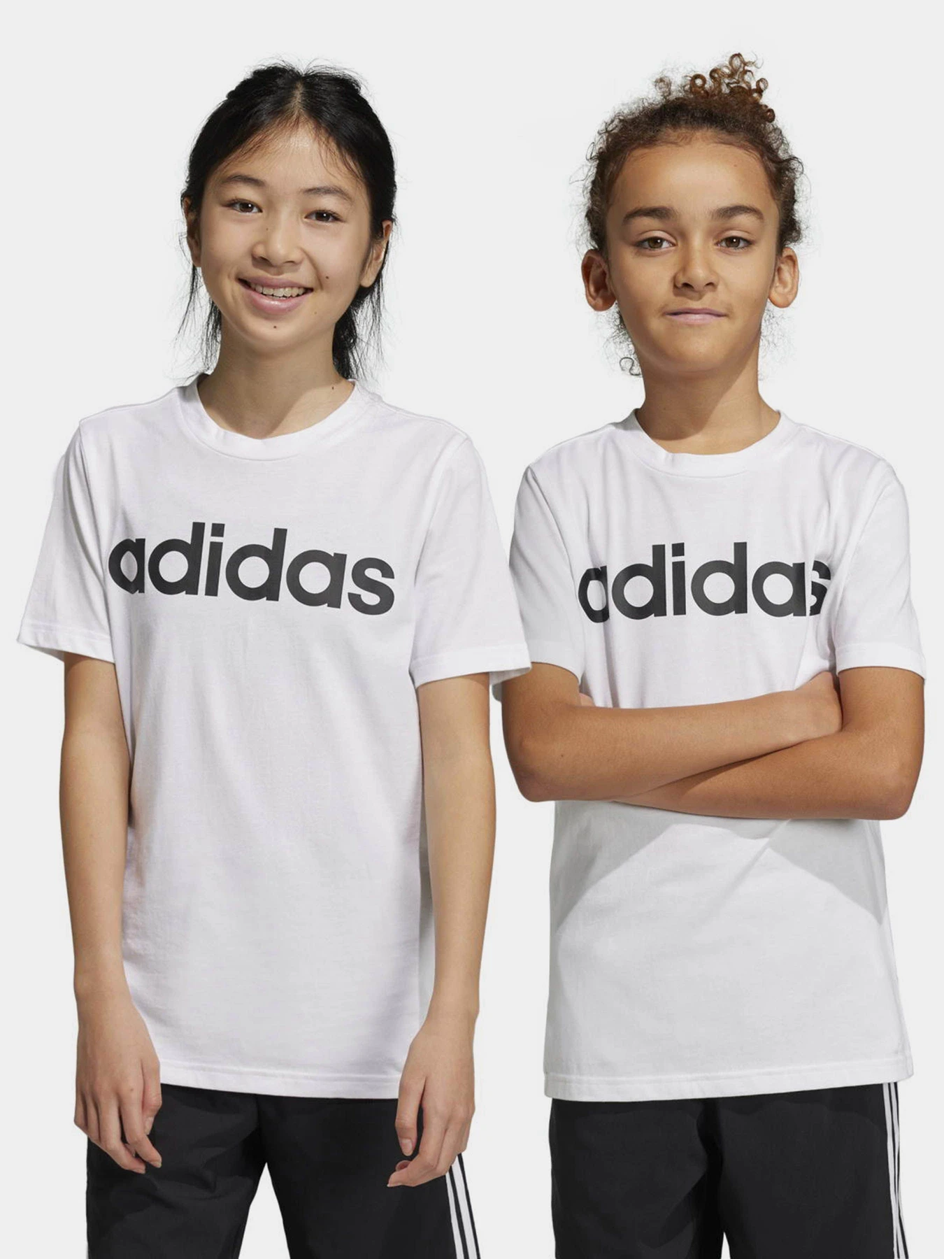Футболки и поло Adidas ESSENTIALS LINEAR LOGO COTTON модель IC9969 Футболки и поло Adidas ESSENTIALS LINEAR LOGO COTTON модель IC9969 Фото