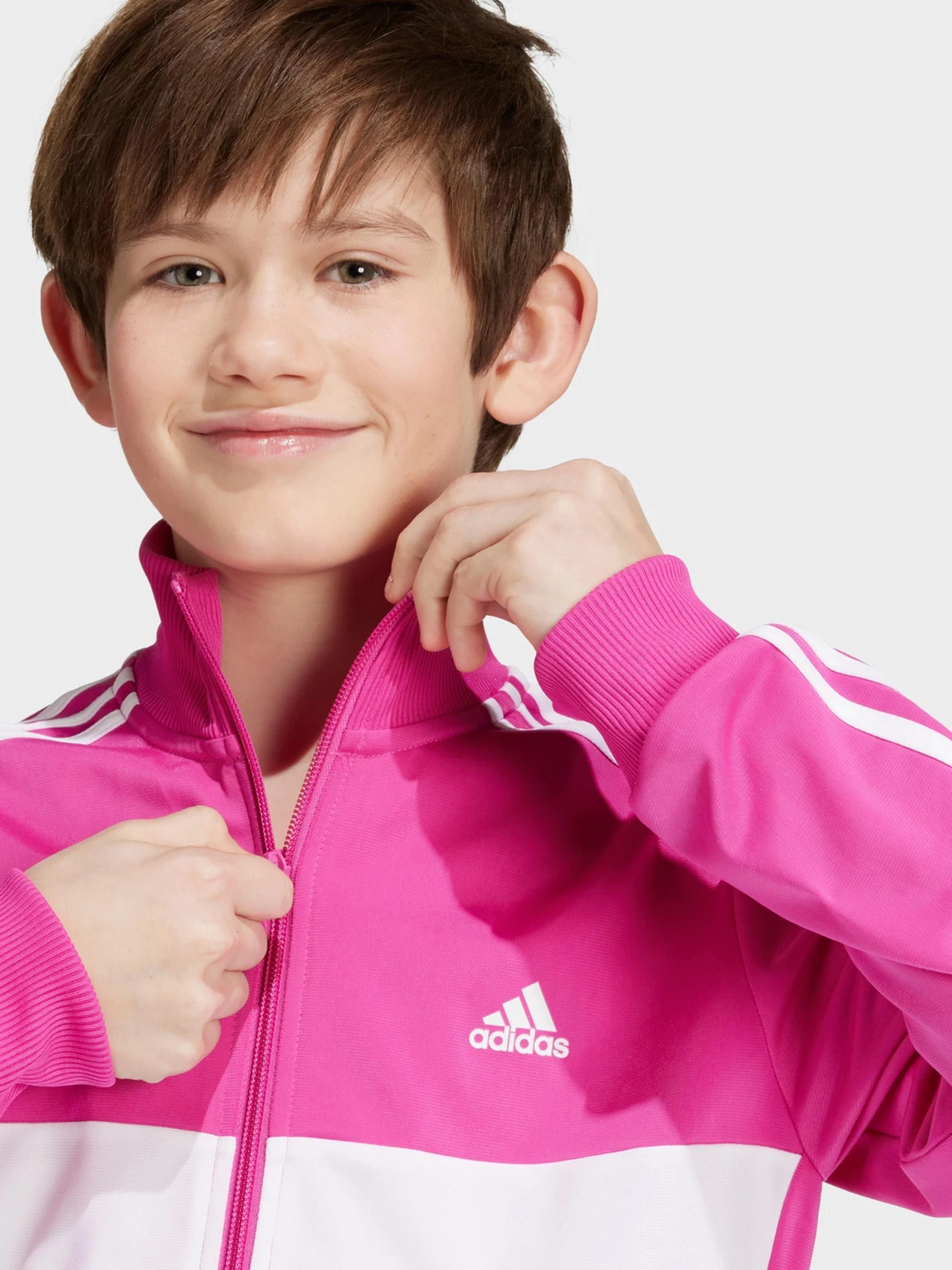 Костюмы Adidas ESSENTIALS 3-STRIPES TIBERIO S модель IS2535 Костюмы Adidas ESSENTIALS 3-STRIPES TIBERIO S модель IS2535 Фото