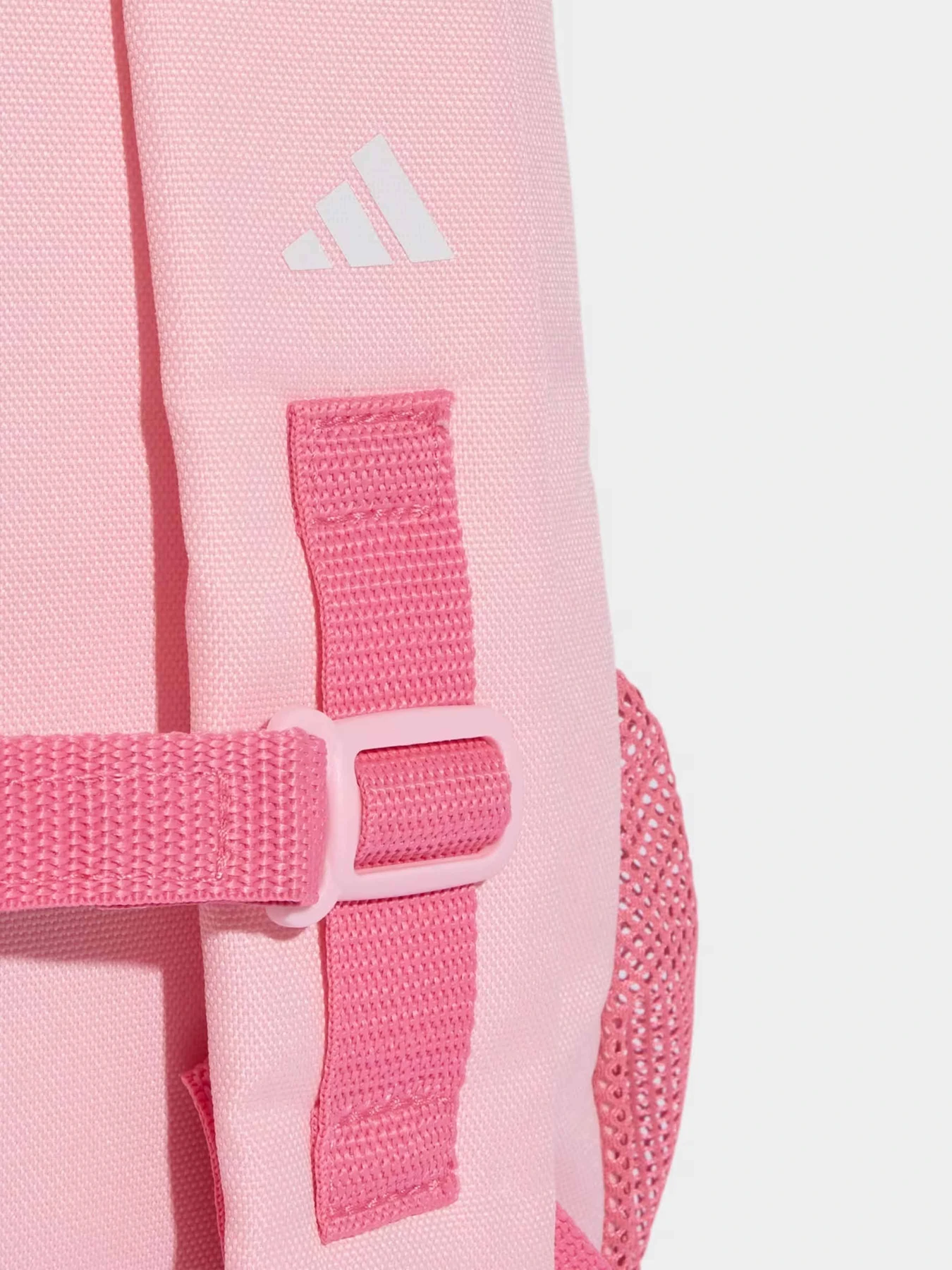Рюкзаки Adidas SEASONAL ESSENTIALS COLORBLOCK модель JV7851 Рюкзаки Adidas SEASONAL ESSENTIALS COLORBLOCK модель JV7851 Фото