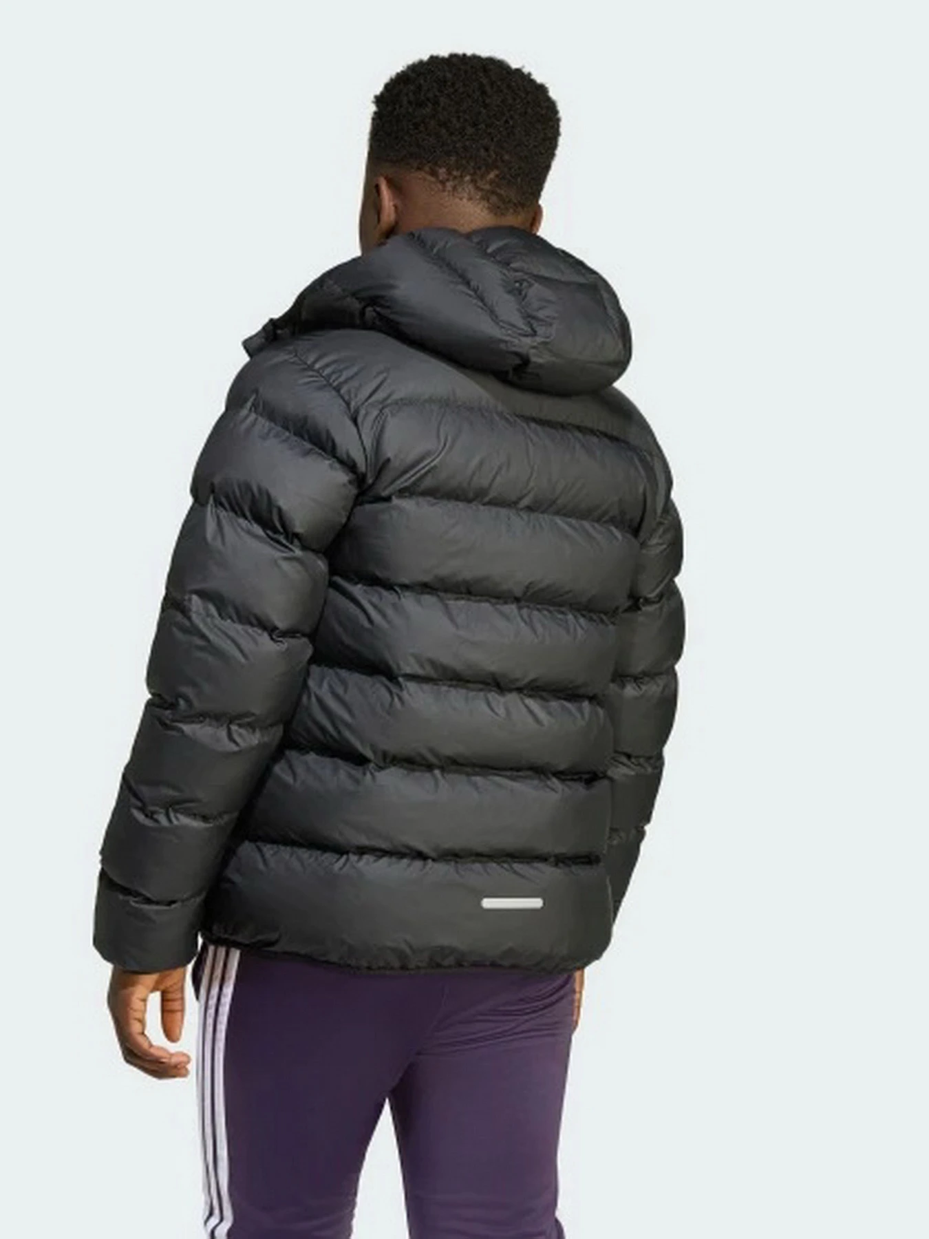 Куртки и дубленки Adidas модель JL7430 Куртки и дубленки Adidas модель JL7430 Фото