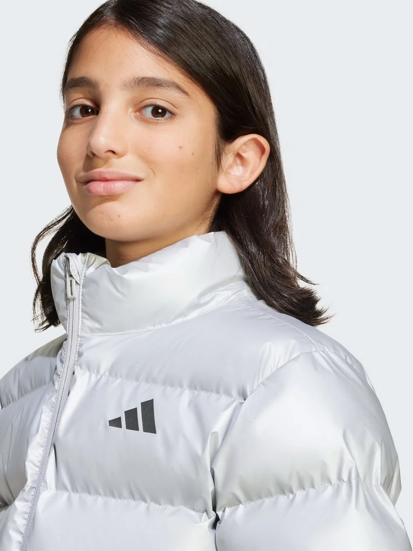 Куртки и дубленки Adidas модель JM1670 Куртки и дубленки Adidas модель JM1670 Фото