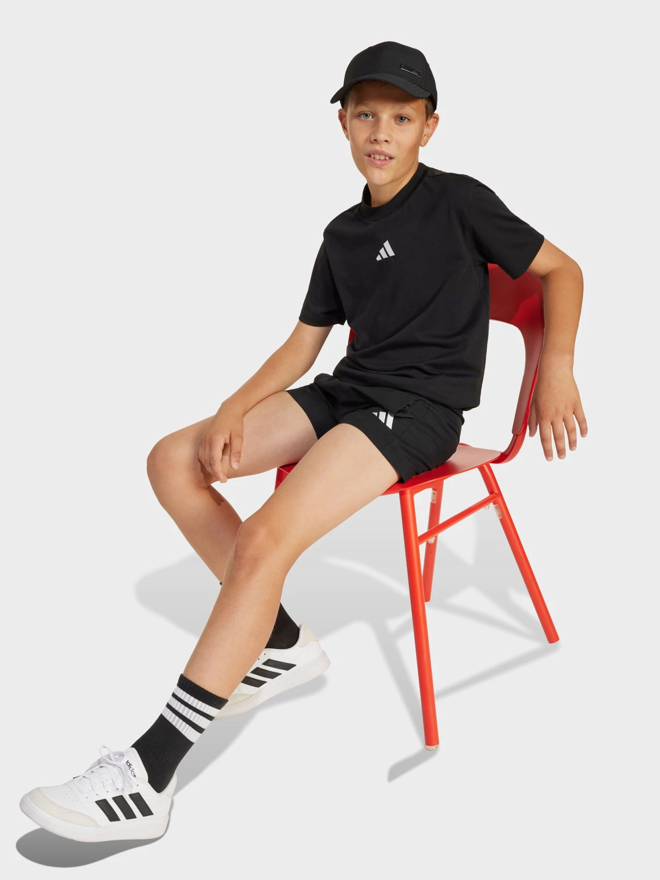 Футболки и поло Adidas ESSENTIALS модель JC9776 Фото