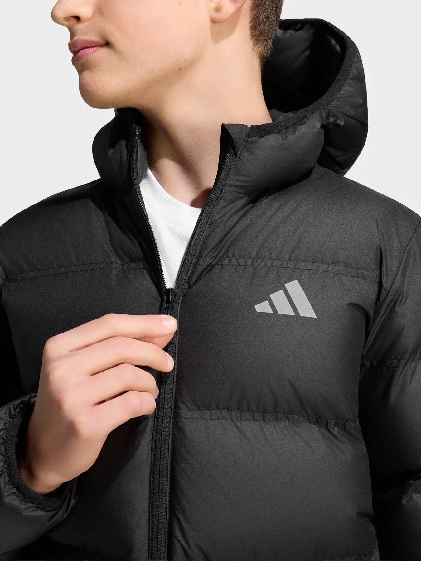 Куртки и дубленки Adidas SYNTHETIC модель KH0196 Куртки и дубленки Adidas SYNTHETIC модель KH0196 Фото
