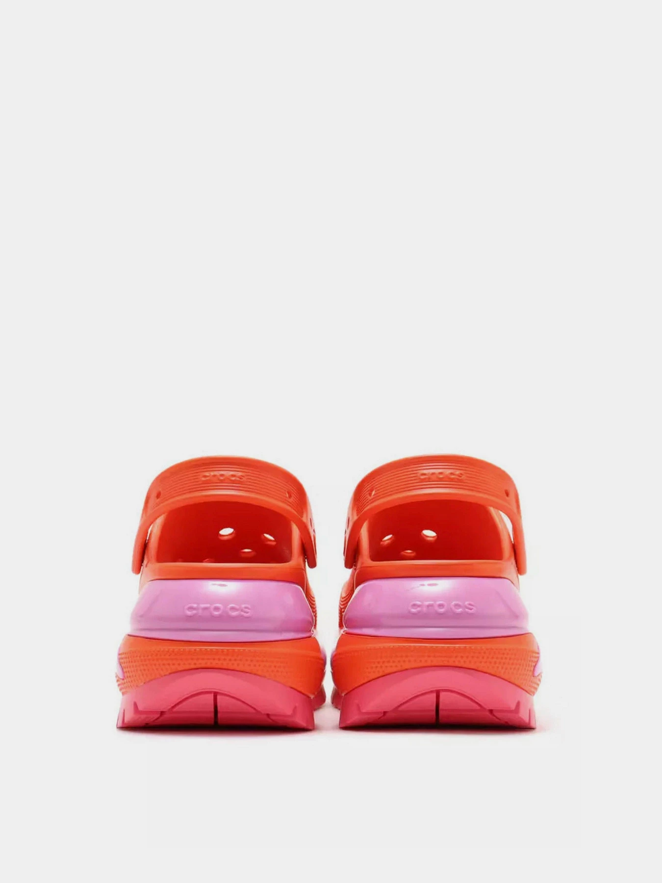 Шлёпанцы Crocs модель 207988-84J Шлёпанцы Crocs модель 207988-84J Фото