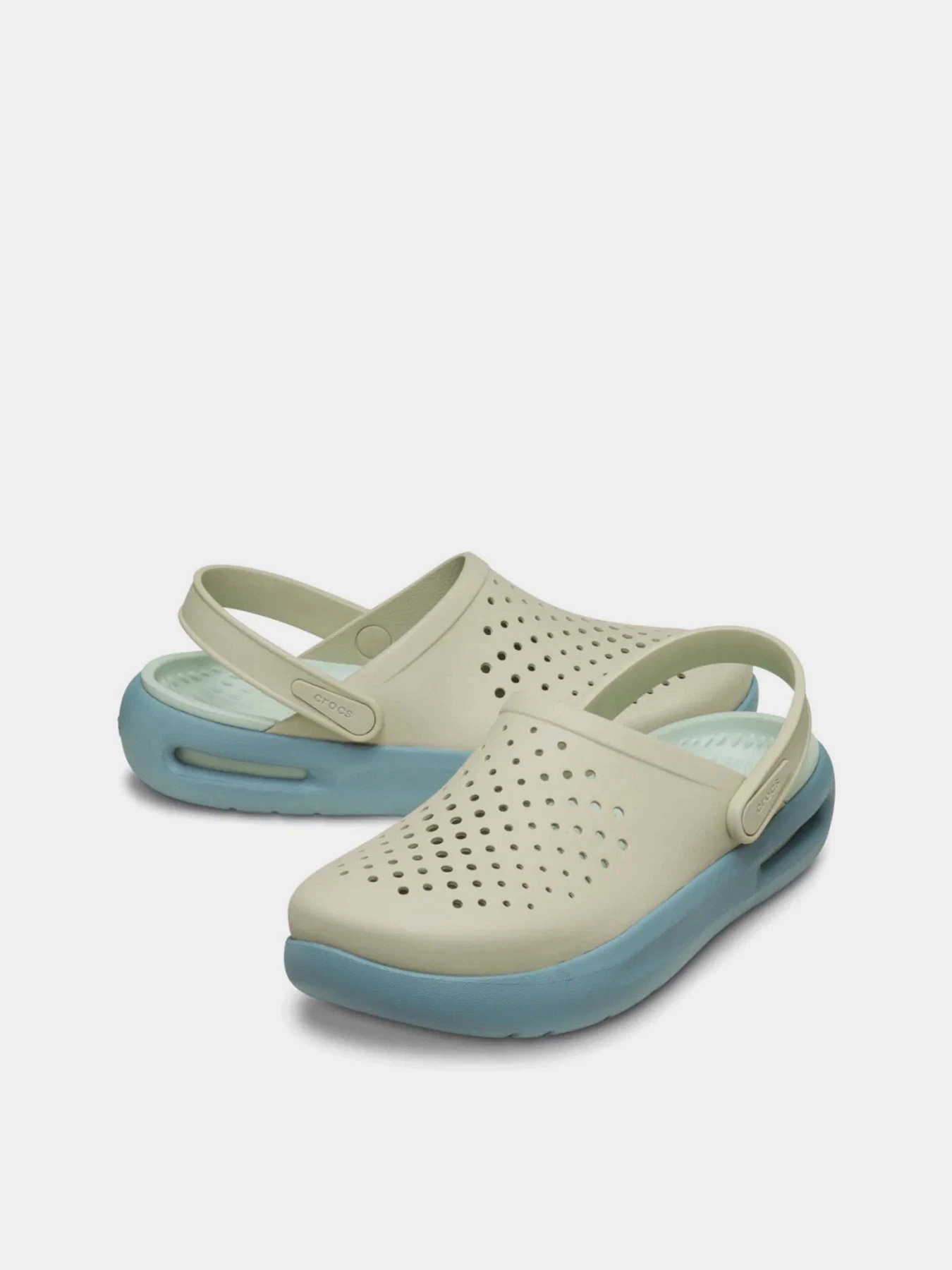 Шлёпанцы Crocs модель 209964-0LJ Шлёпанцы Crocs модель 209964-0LJ Фото