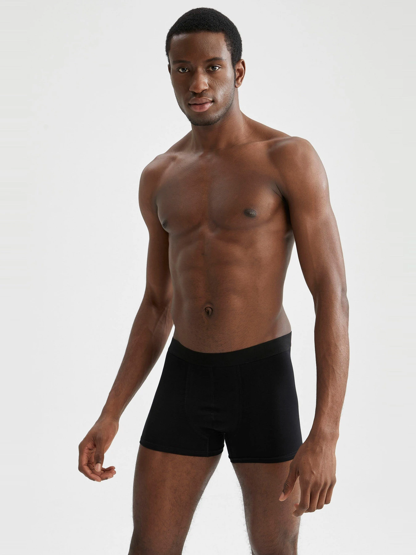 Нижнее белье DeFacto Boxer модель N4277AZ-BK27 Нижнее белье DeFacto Boxer модель N4277AZ-BK27 Фото