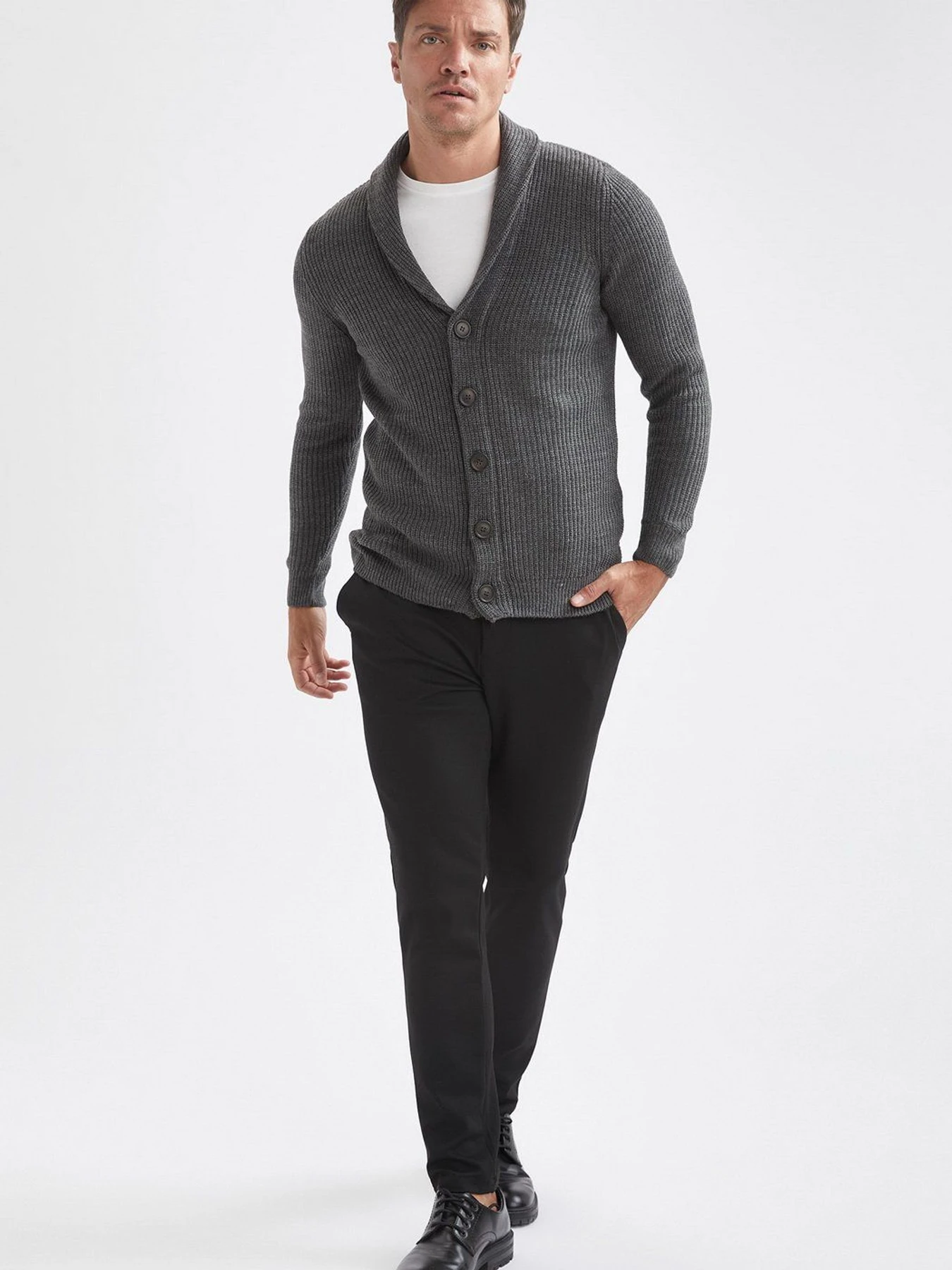 Свитры и кардиганы DeFacto модель R1492AZ-AR4 Фото