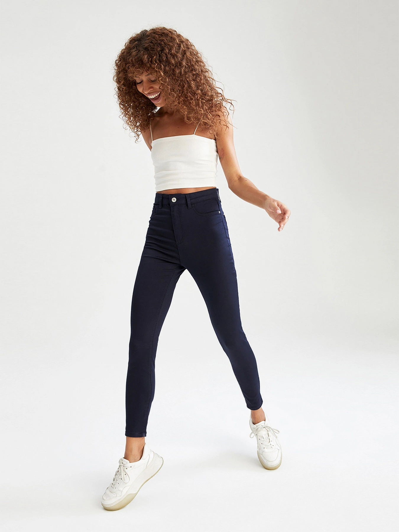 Джинсы DeFacto Skinny модель W3778AZ-BE458 Джинсы DeFacto Skinny модель W3778AZ-BE458 Фото