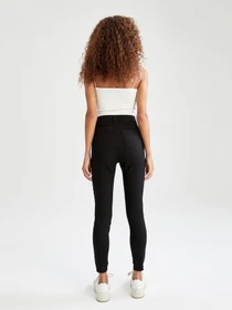 Джинсы DeFacto Skinny модель W3778AZ-BK27 Фото