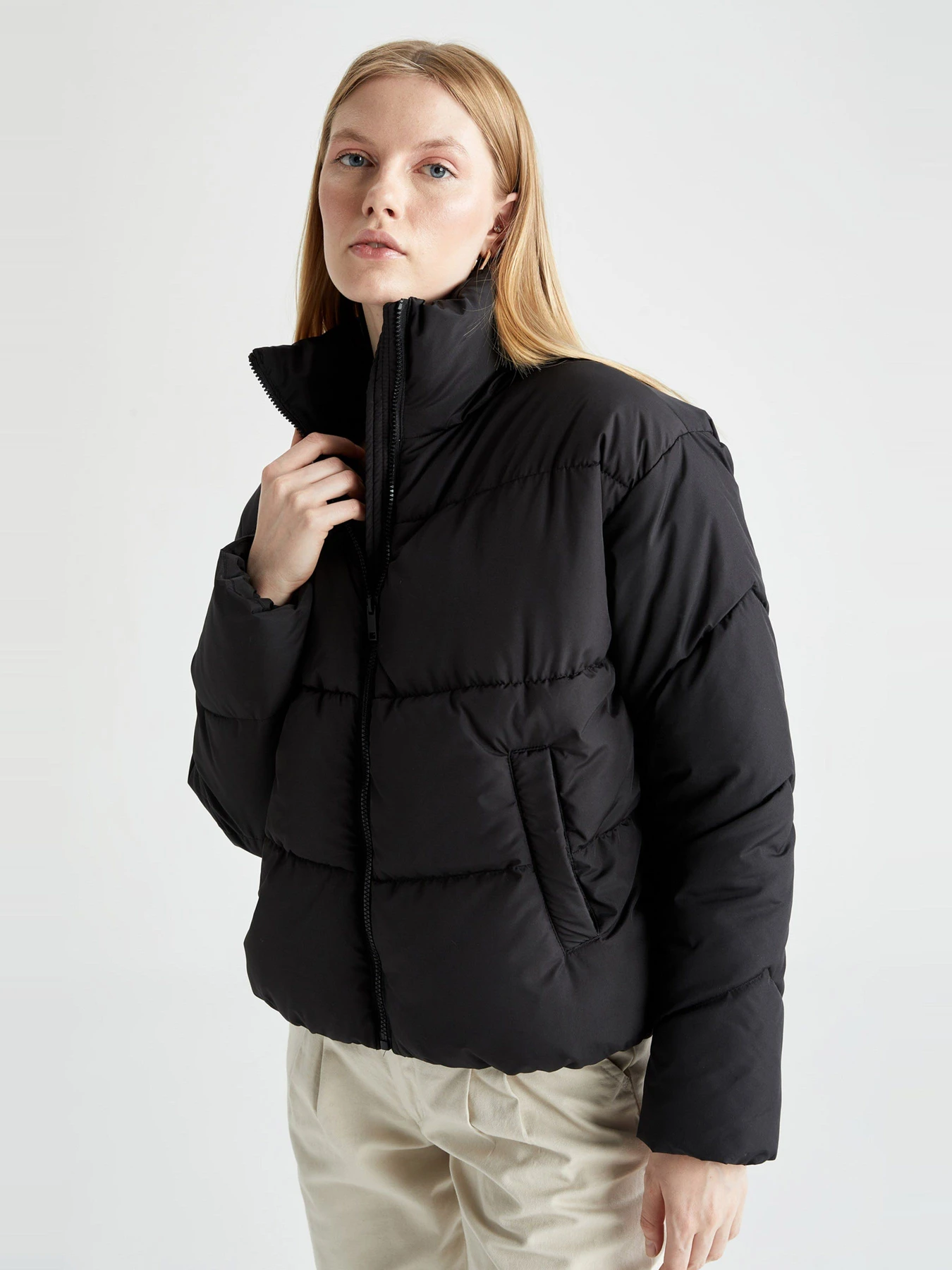 Куртки и дубленки DeFacto модель X7030AZ-BK27 Фото