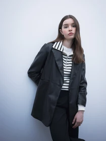 Куртки та дублянки DeFacto модель Y7173AZ-BK27 Фото