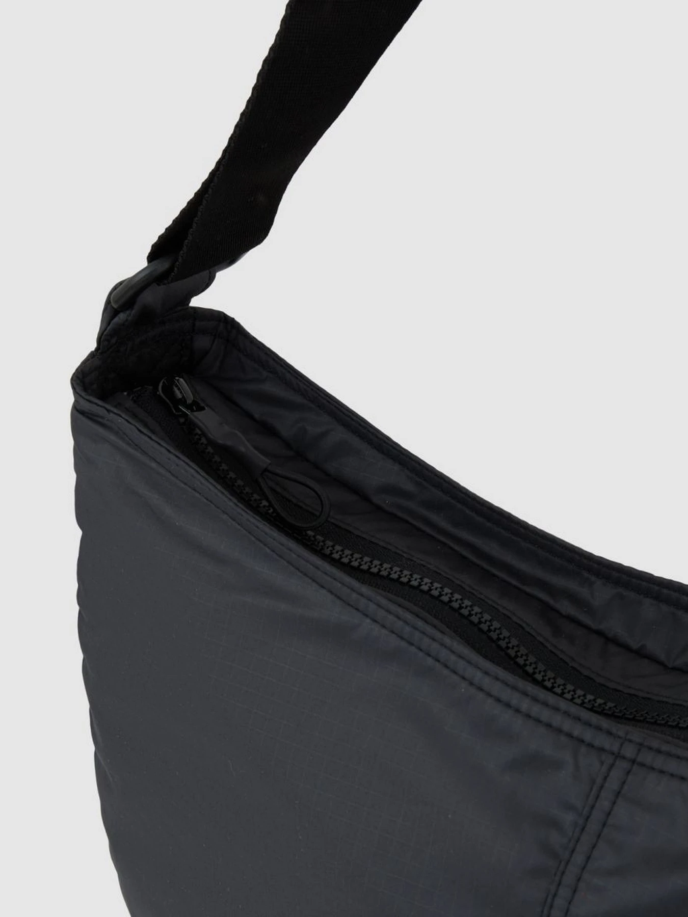 Сумки Dickies Unionville модель DK0A4Z6EBLK1 Сумки Dickies Unionville модель DK0A4Z6EBLK1 Фото