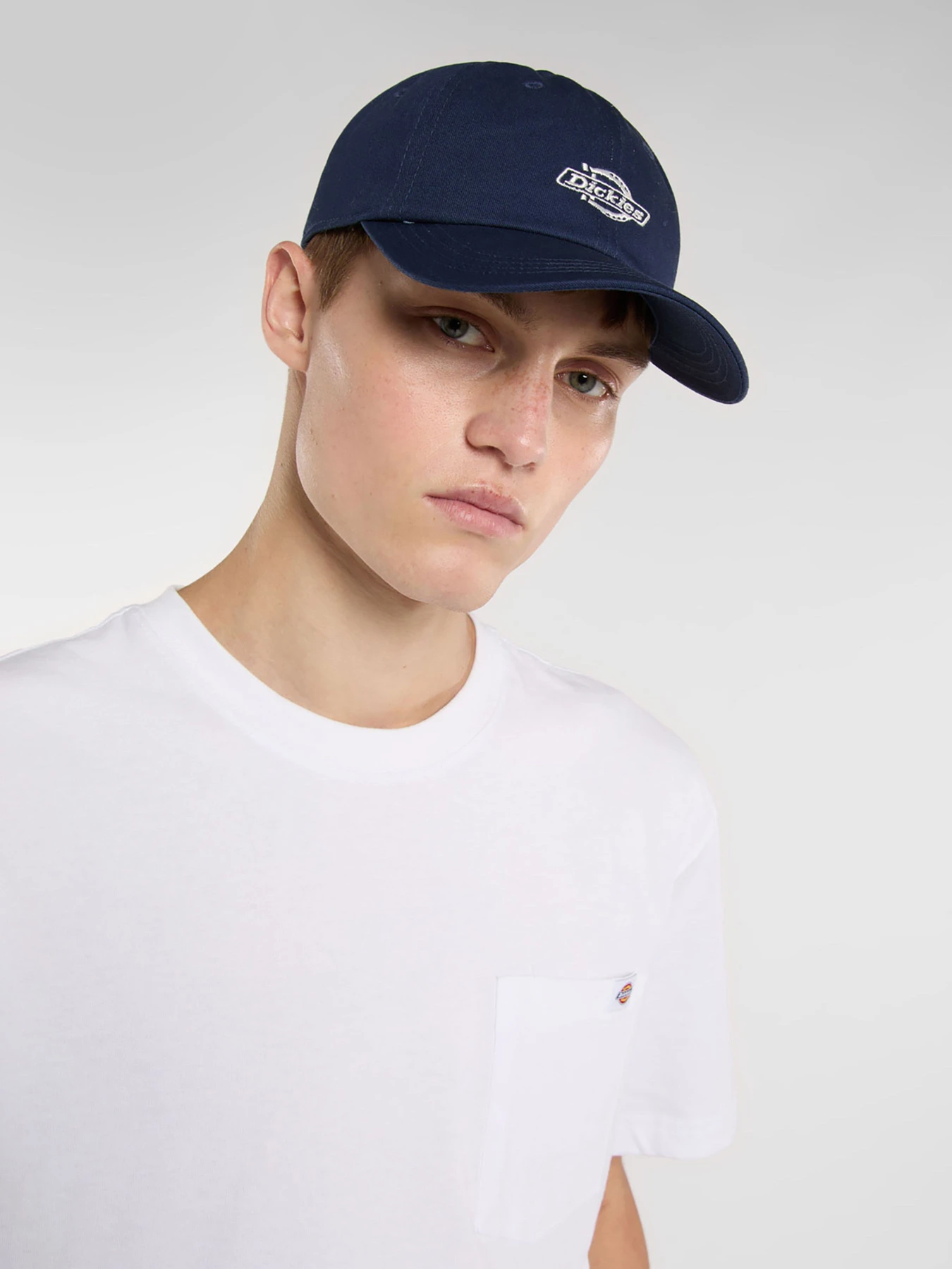Шапки та кепки Dickies Essential Dad модель DK0A4Z6NCT91 Шапки та кепки Dickies Essential Dad модель DK0A4Z6NCT91 Фото