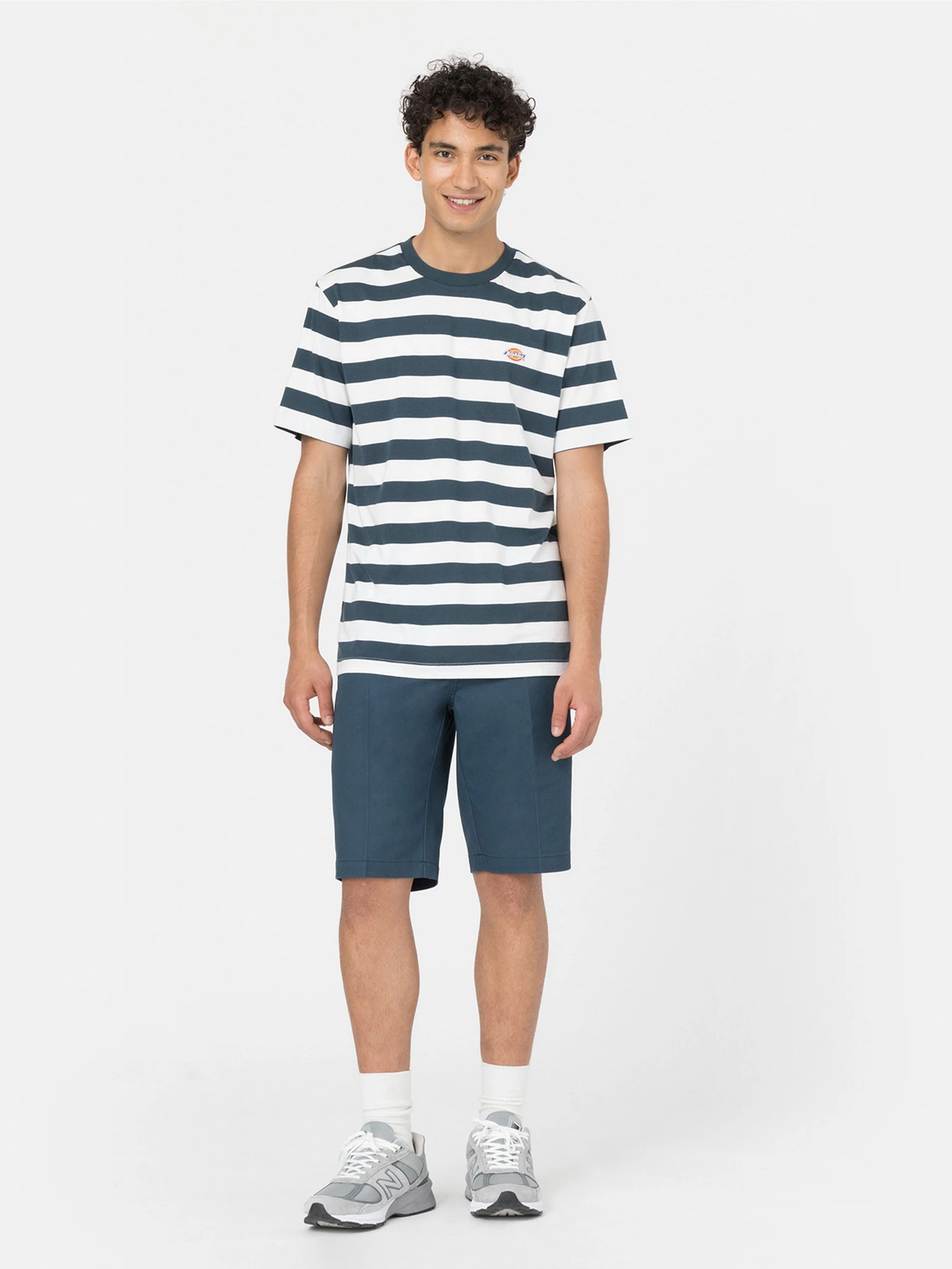 Шорты Dickies Slim Fit Rec модель DK0A4XNFAF01 Шорты Dickies Slim Fit Rec модель DK0A4XNFAF01 Фото